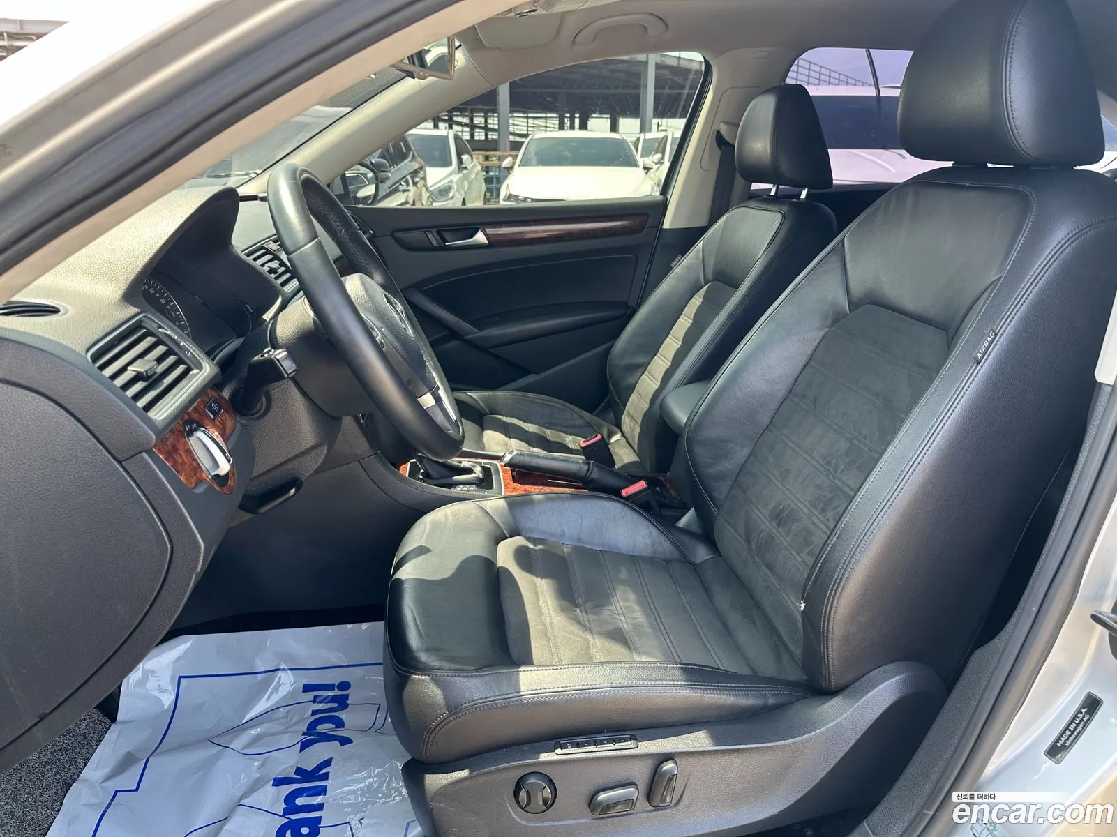 Volkswagen Passat 2012 — 11