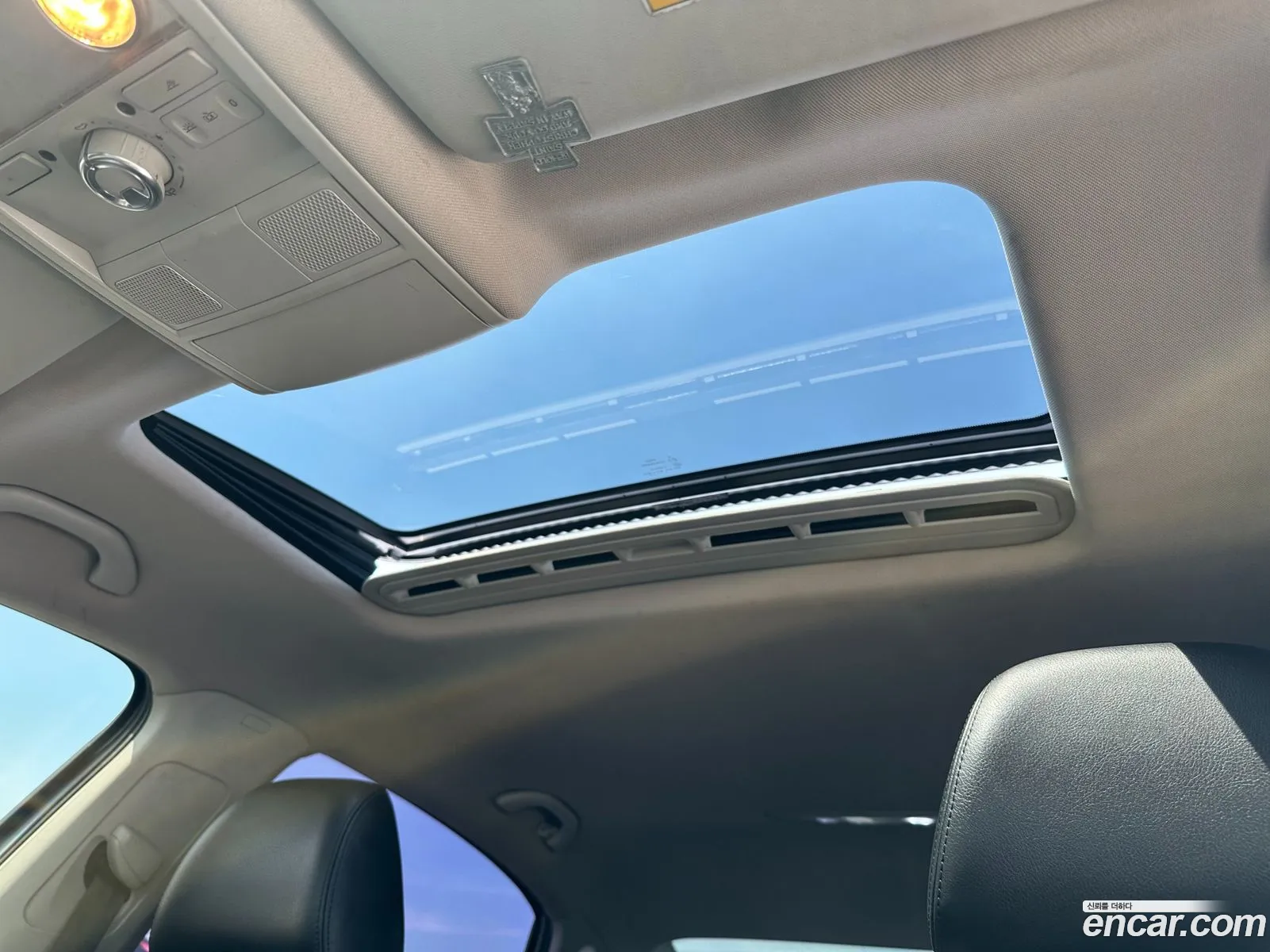 Volkswagen Passat 2012 — 14