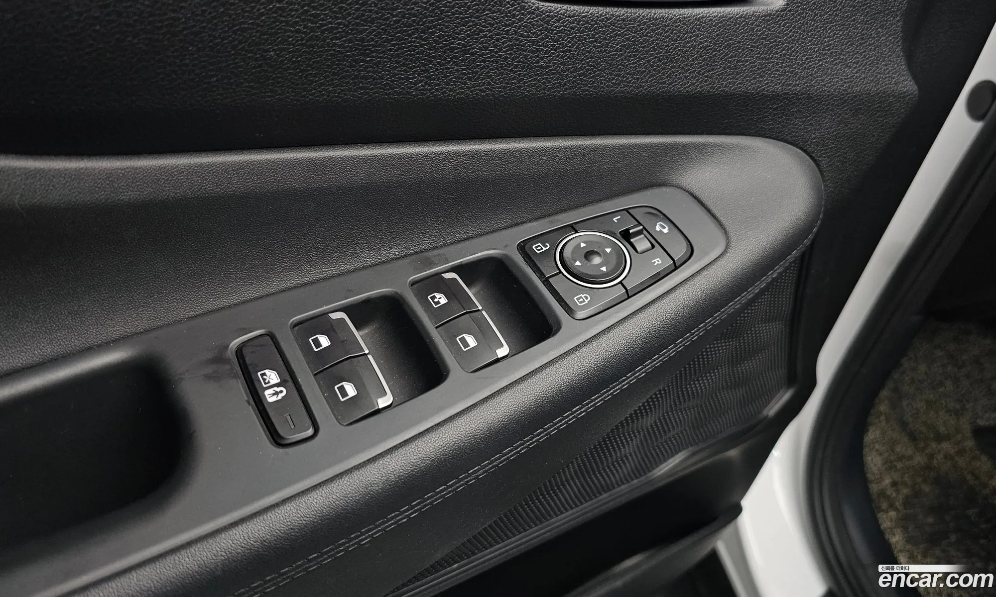 Hyundai Santa Fe 2022 — 24