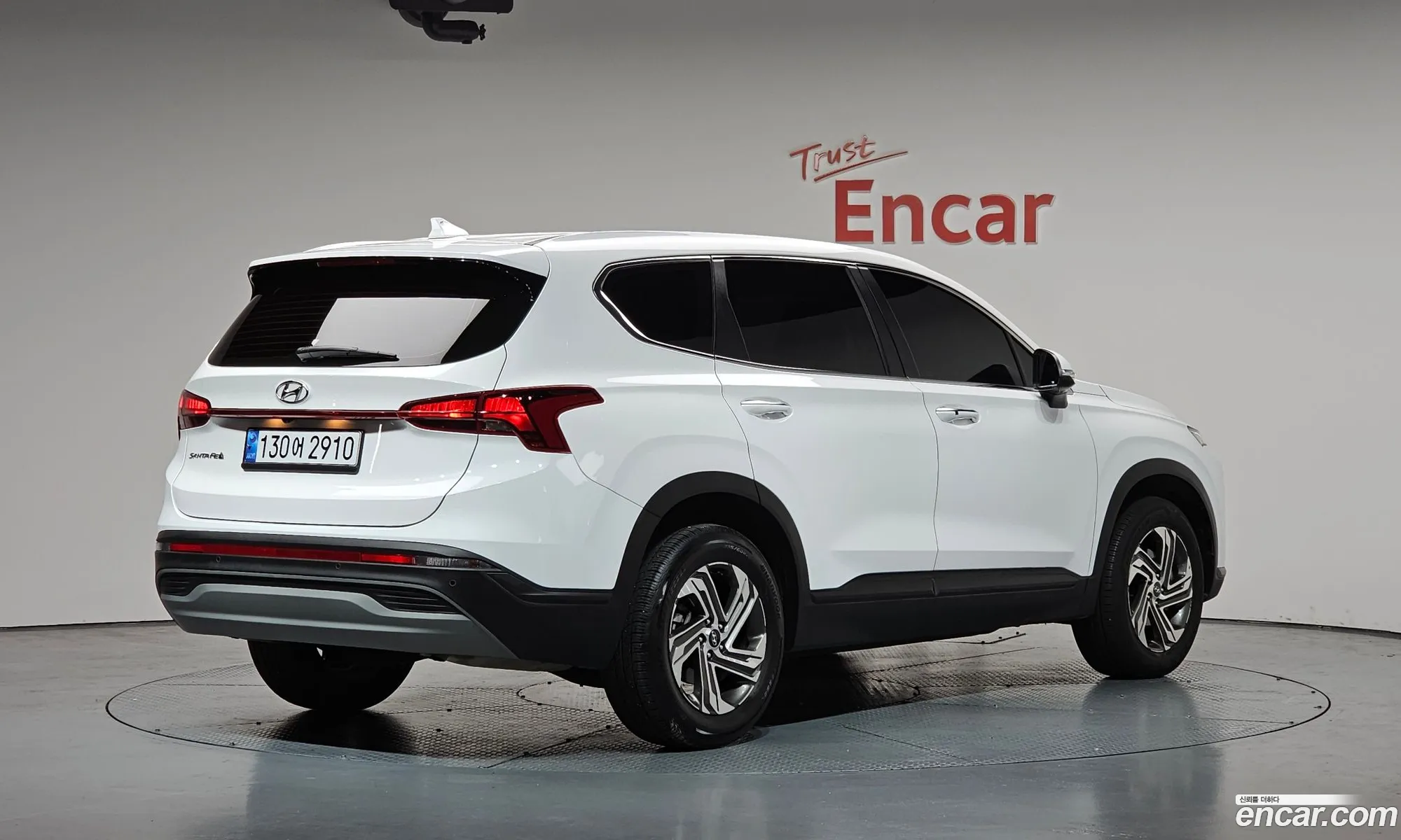 Hyundai Santa Fe 2022 — 25