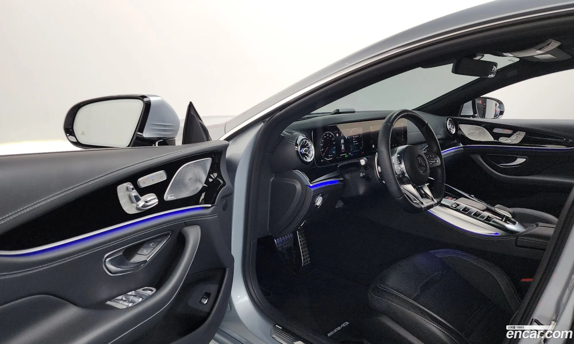 Mercedes-Benz AMG GT 2021 — 32