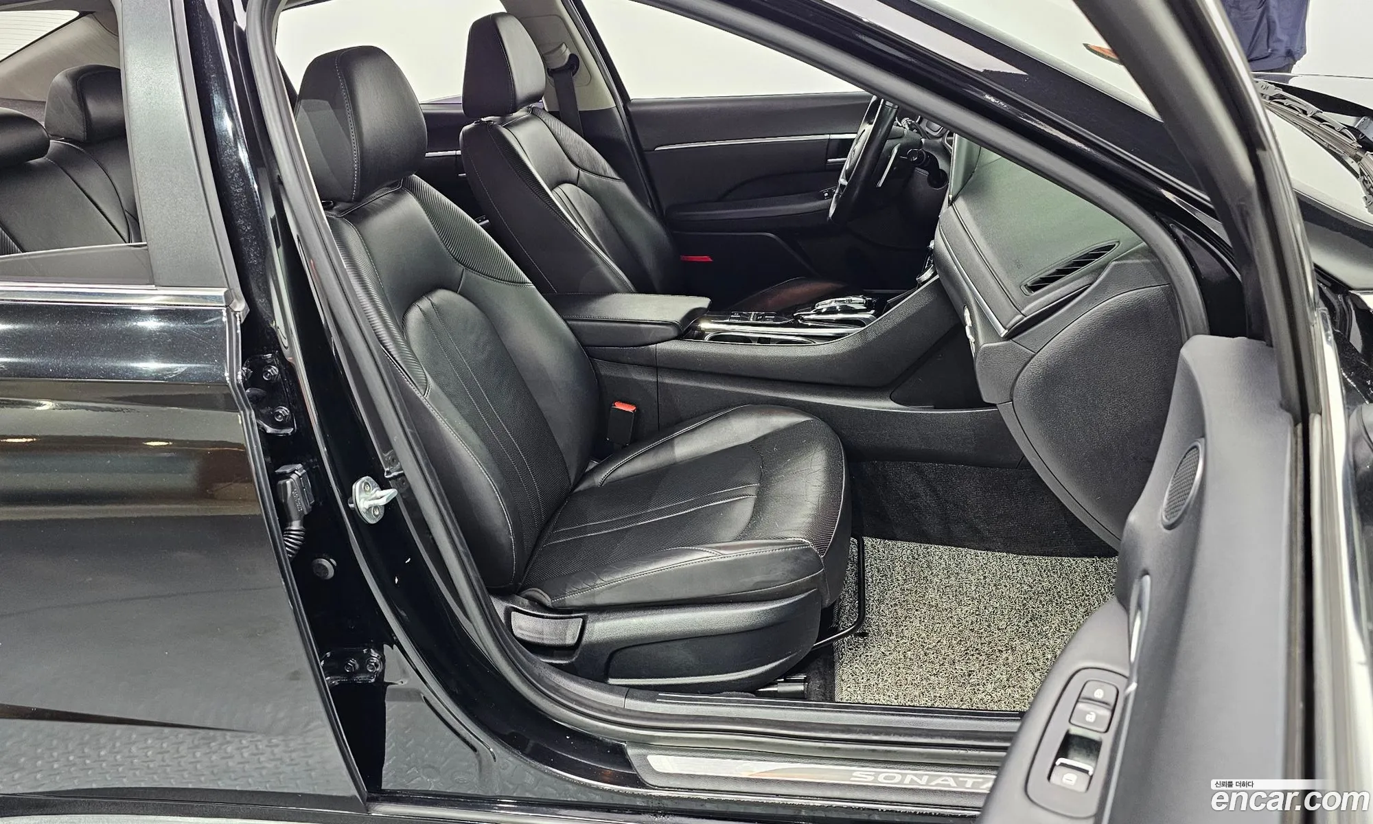 Hyundai Sonata 2019 — 24