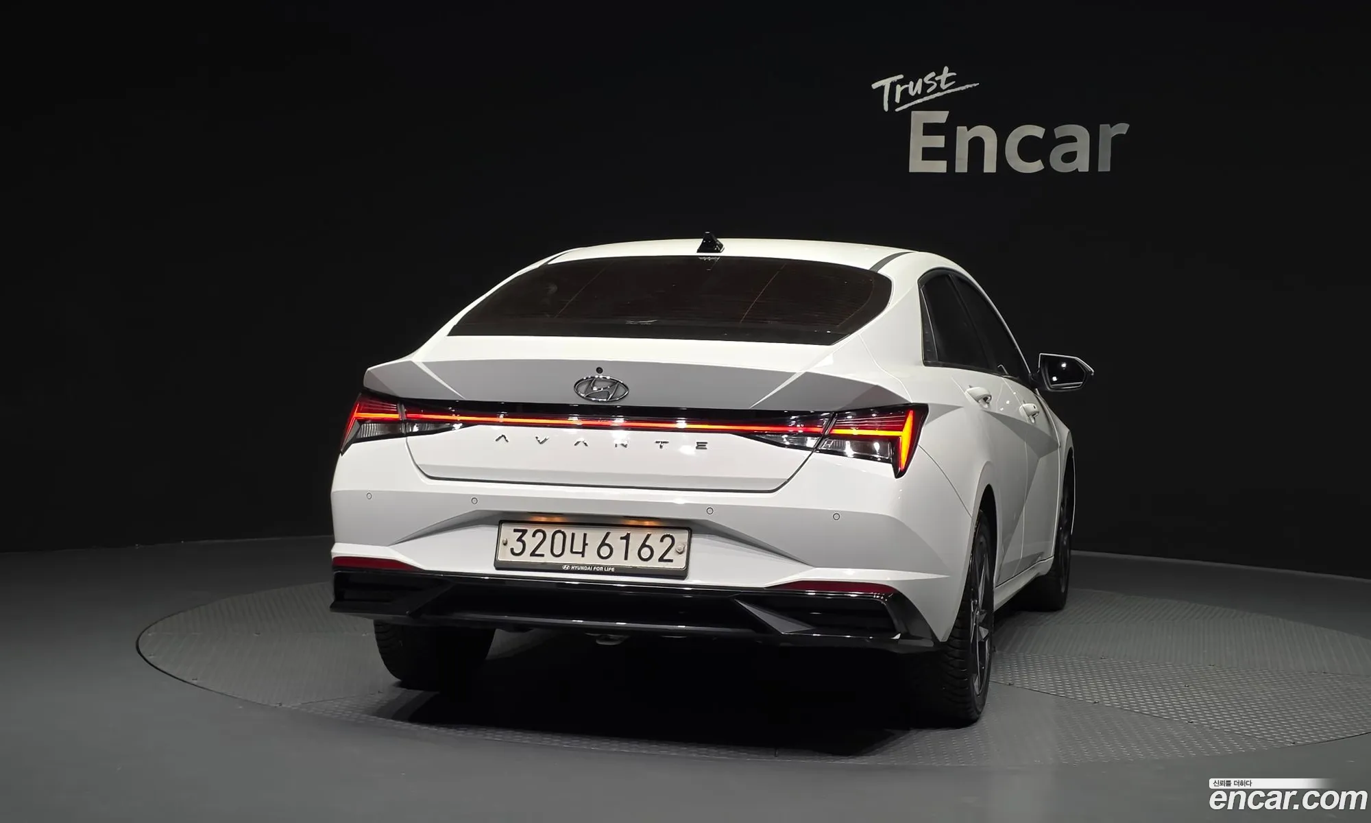 Hyundai Elantra 2020 — 20