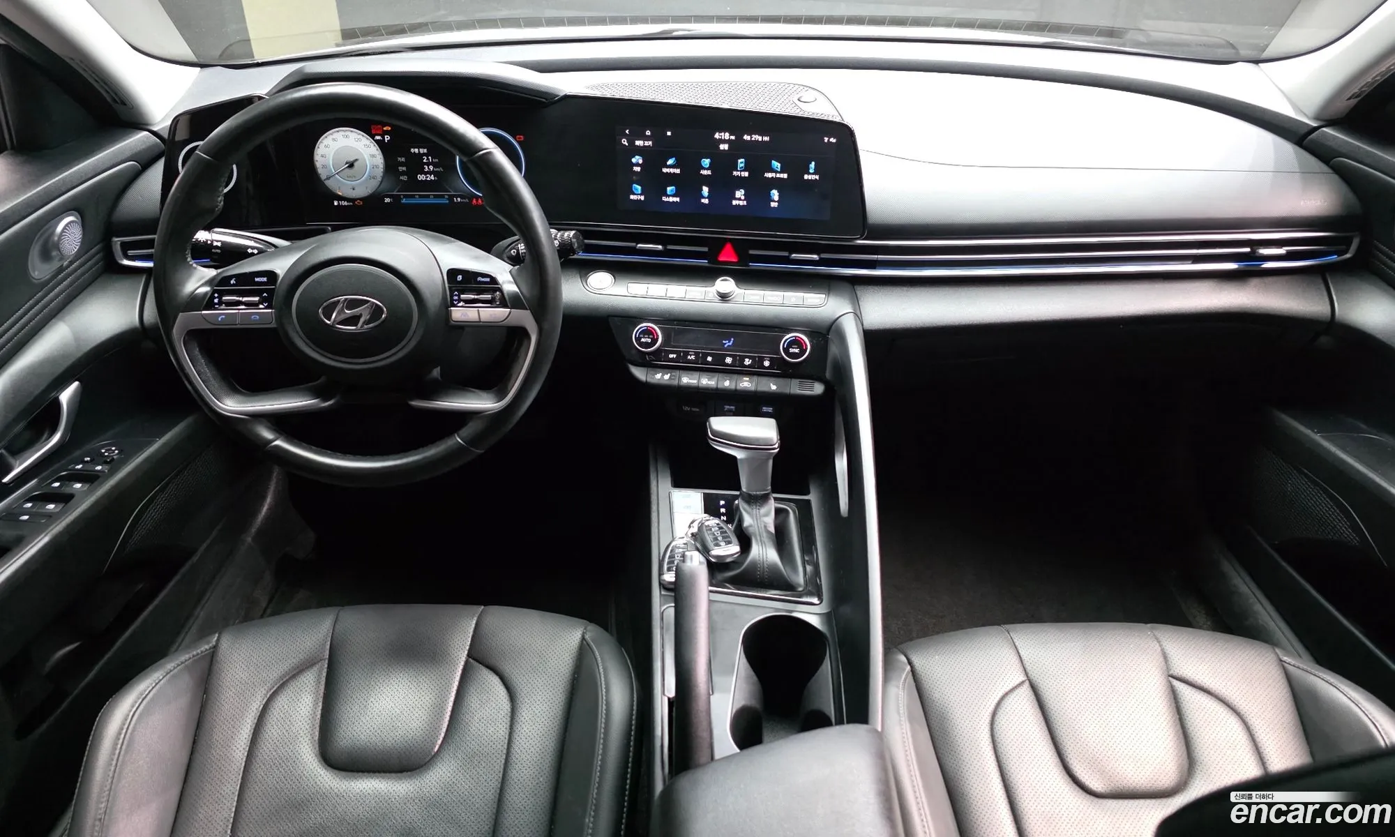 Hyundai Elantra 2020 — 3