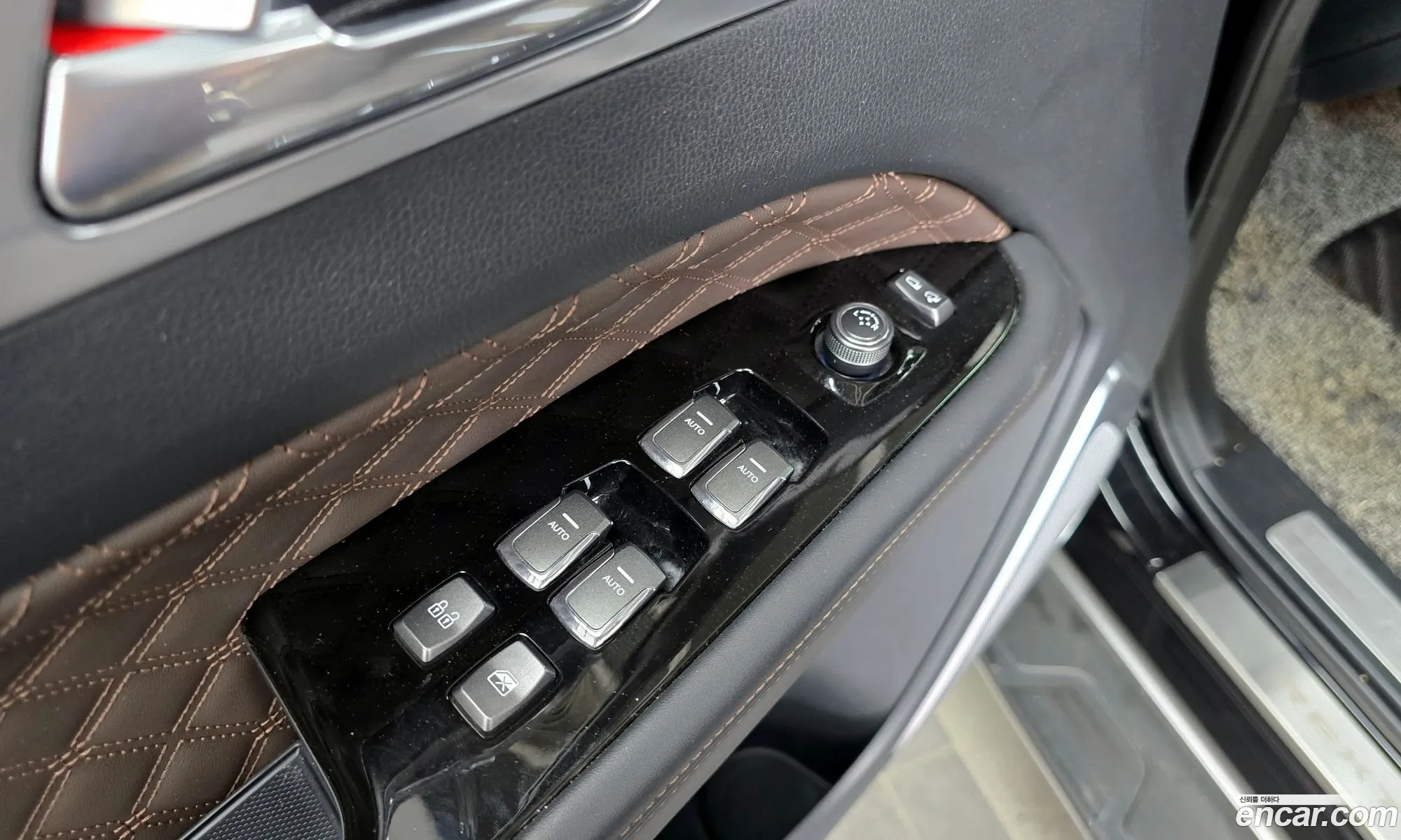 KG Mobility (SsangYong) Rexton 2022 — 23