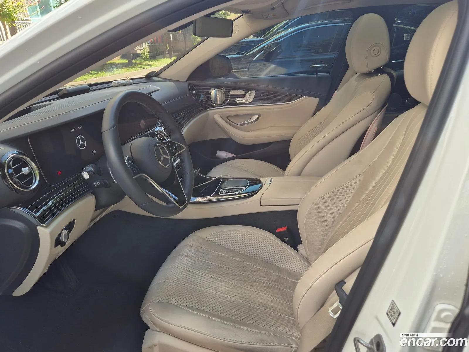 Mercedes-Benz E-Class W213 2023 — 14