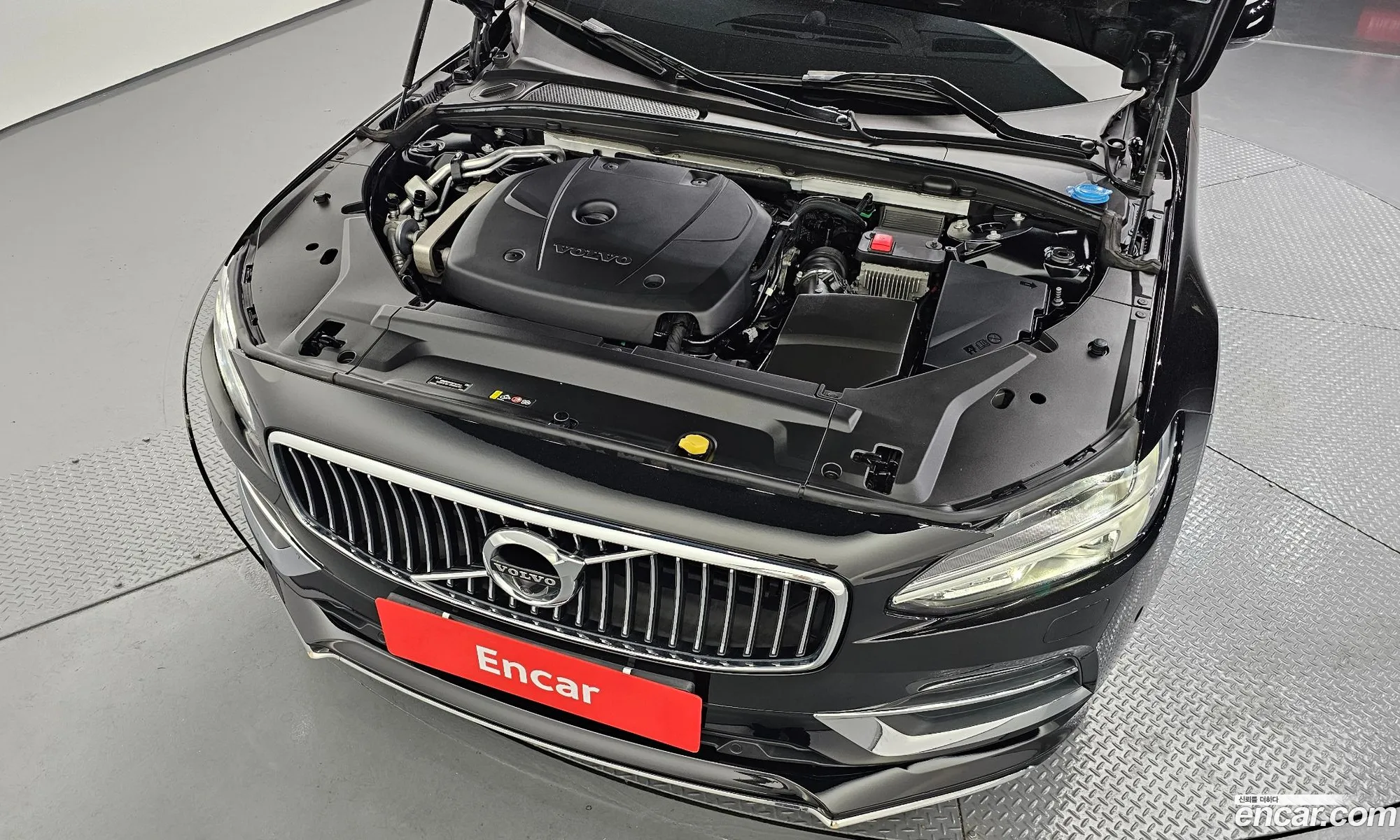Volvo S90 2018 LVYPS102DKP059925 — 11