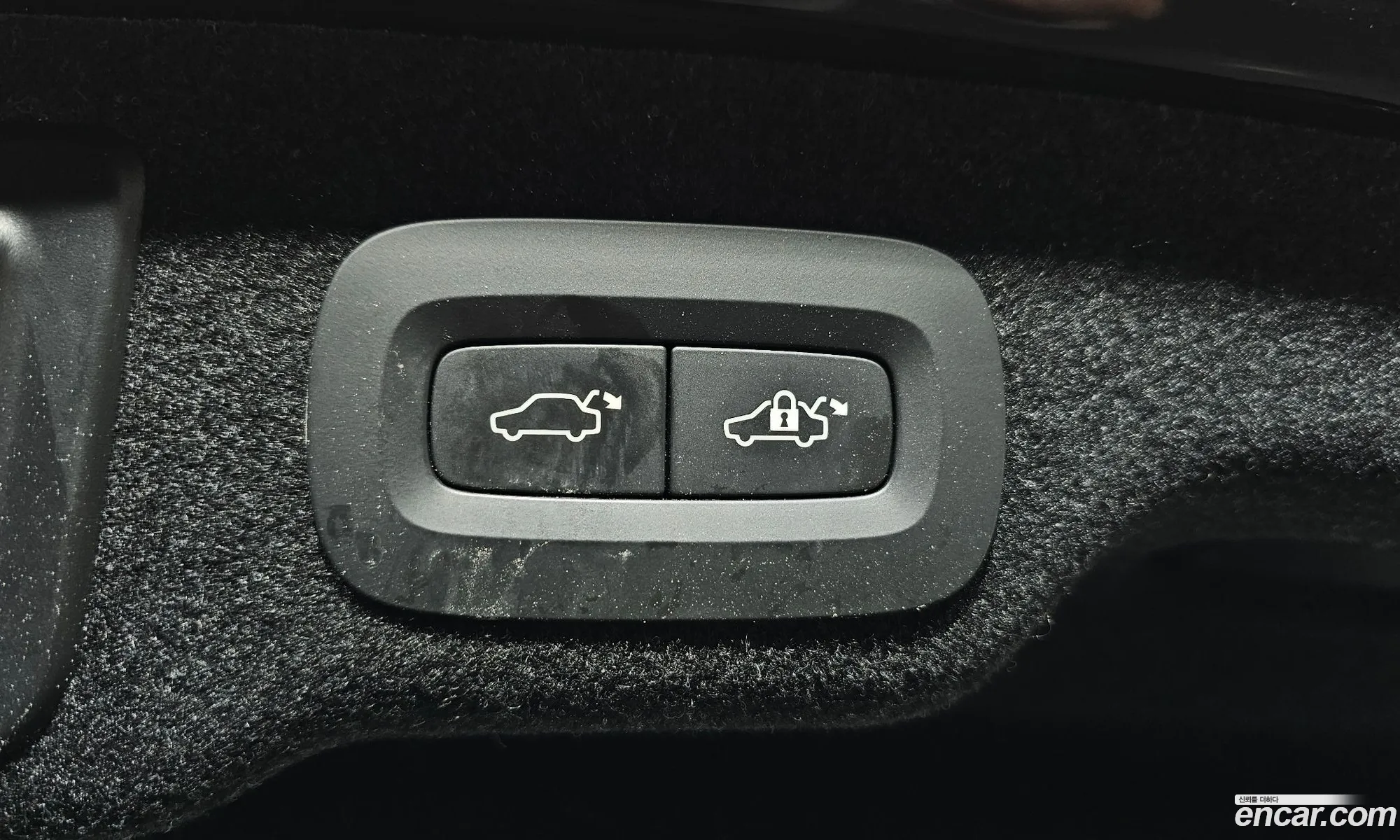 Volvo S90 2018 LVYPS102DKP059925 — 9