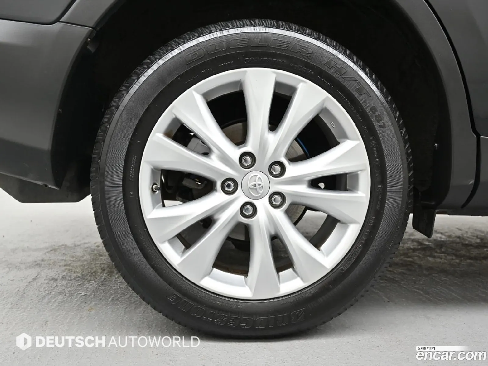 Toyota RAV4 2015 — 12