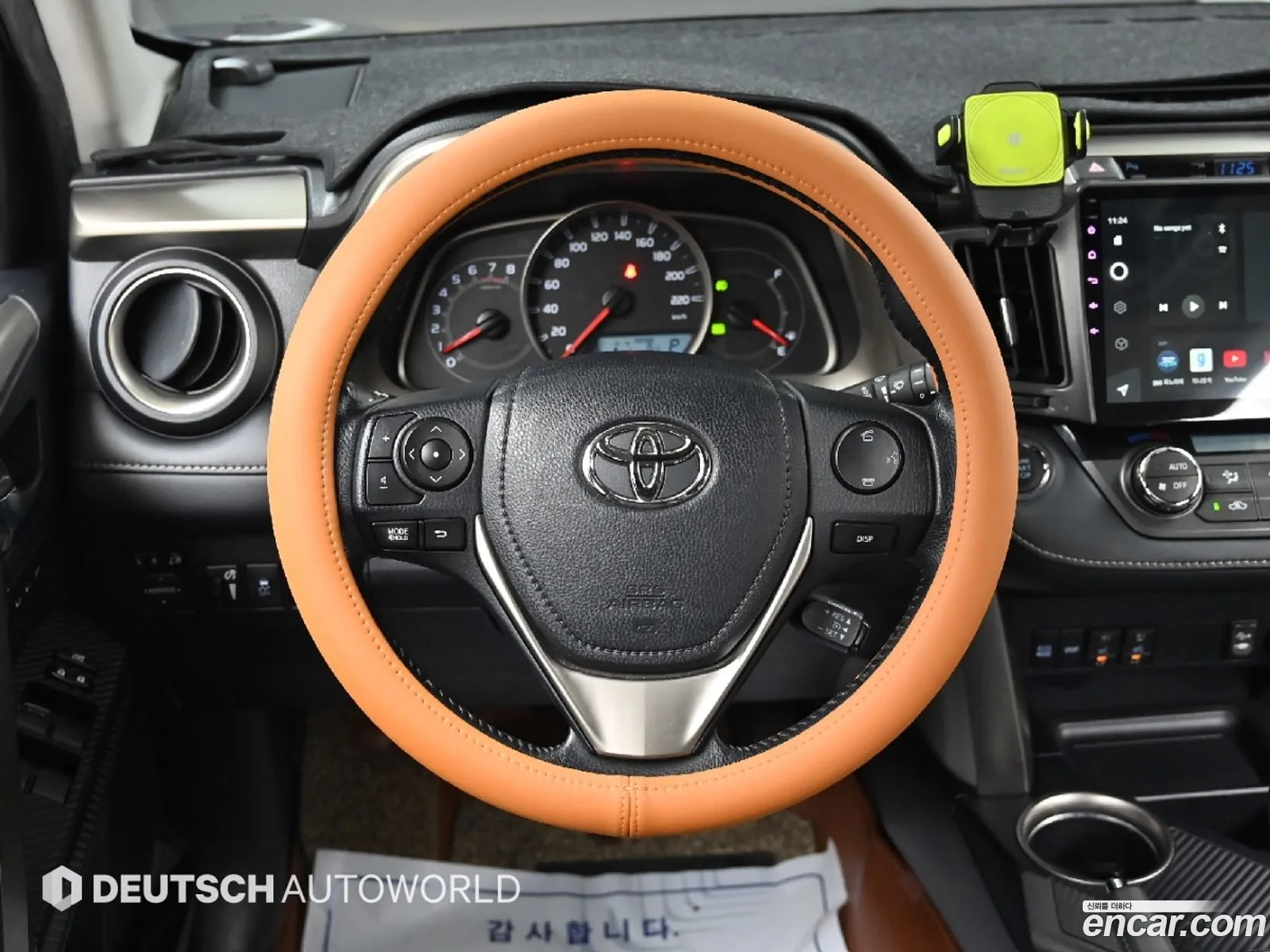 Toyota RAV4 2015 — 8
