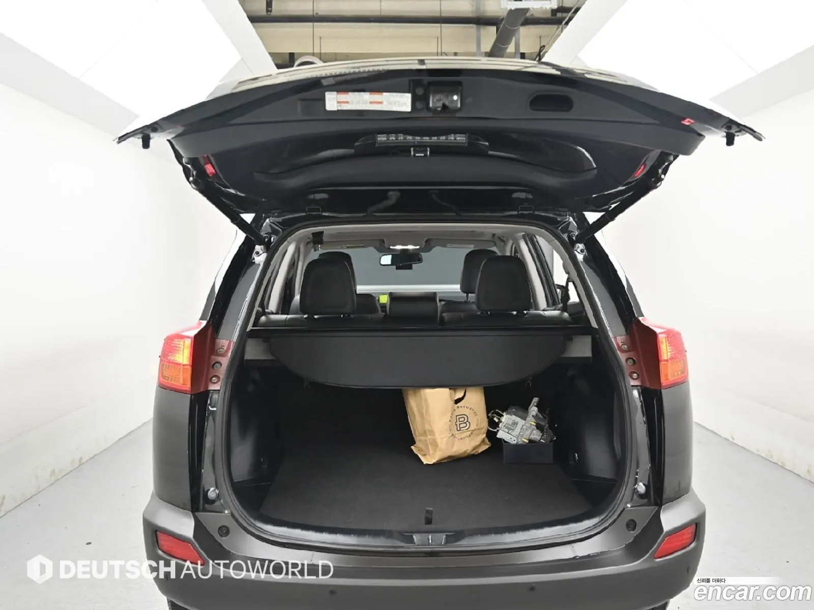 Toyota RAV4 2015 — 19