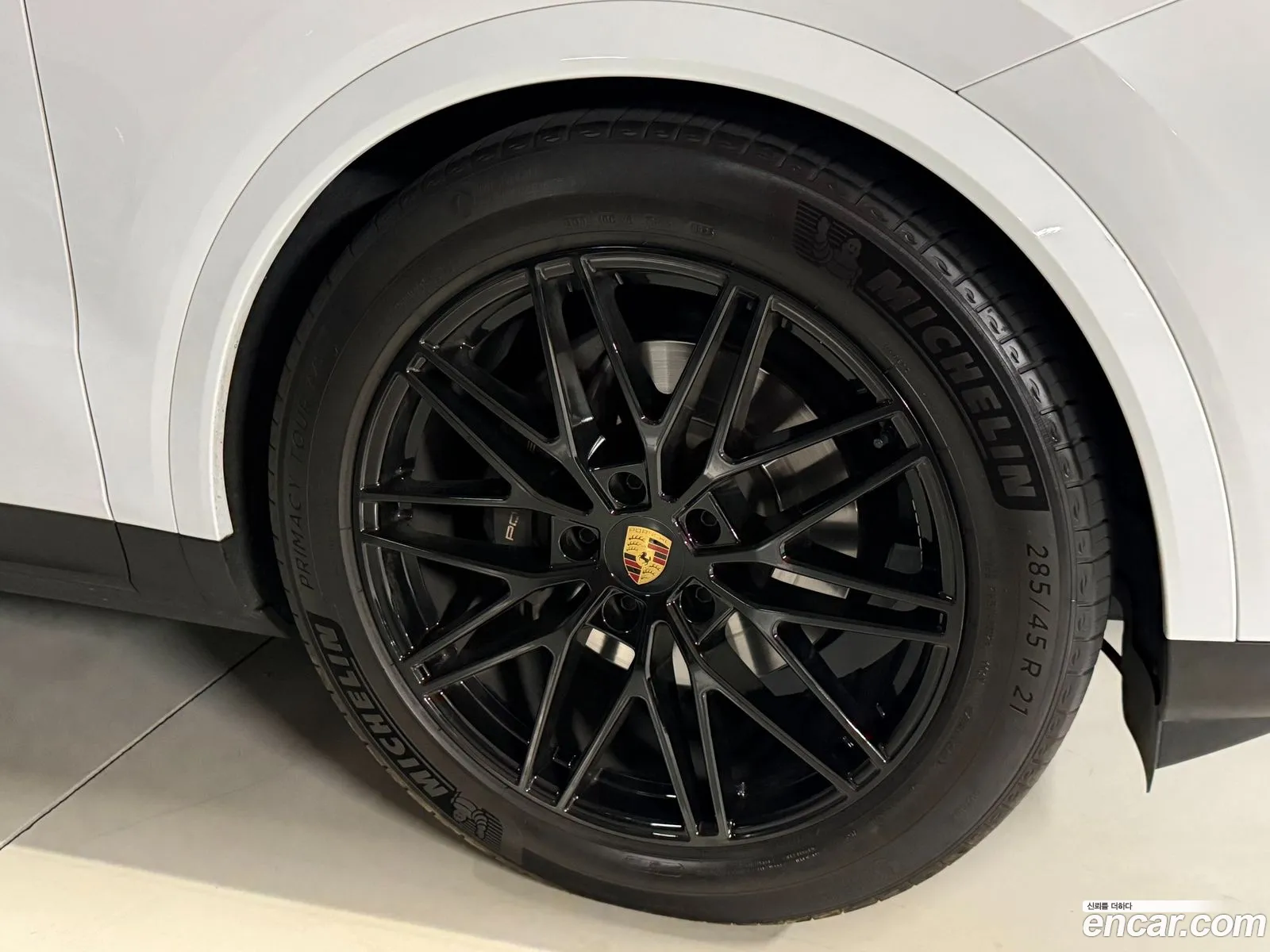 Porsche Cayenne 2023 — 10