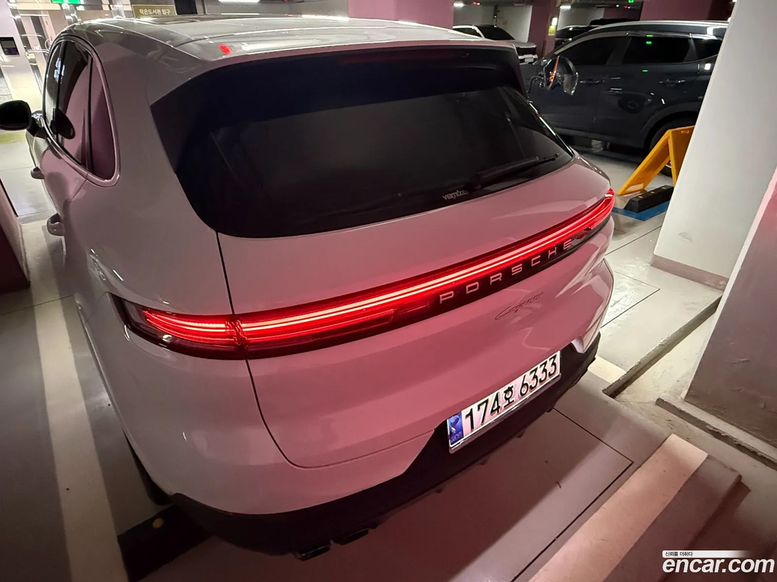 Porsche Cayenne 2023 — 4