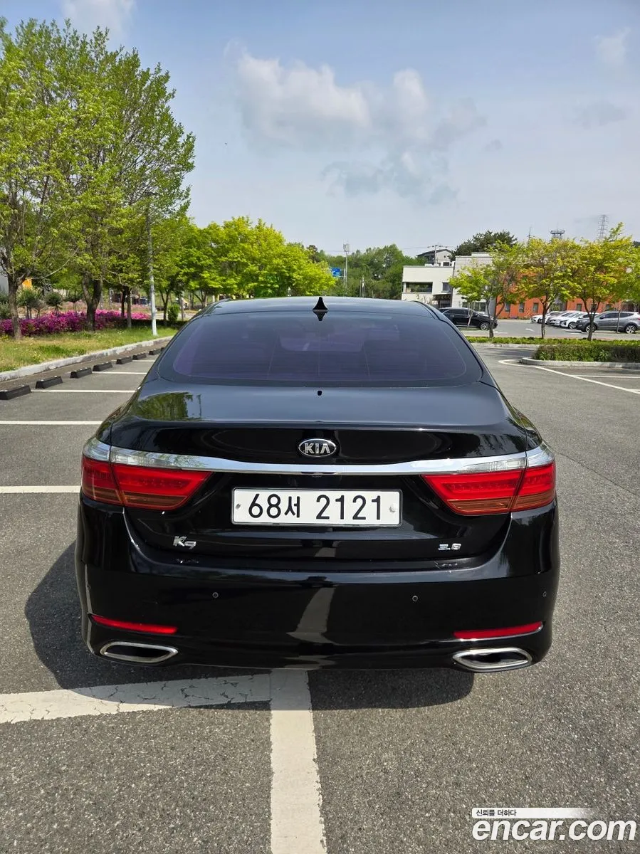 Kia K9 2015 — 9