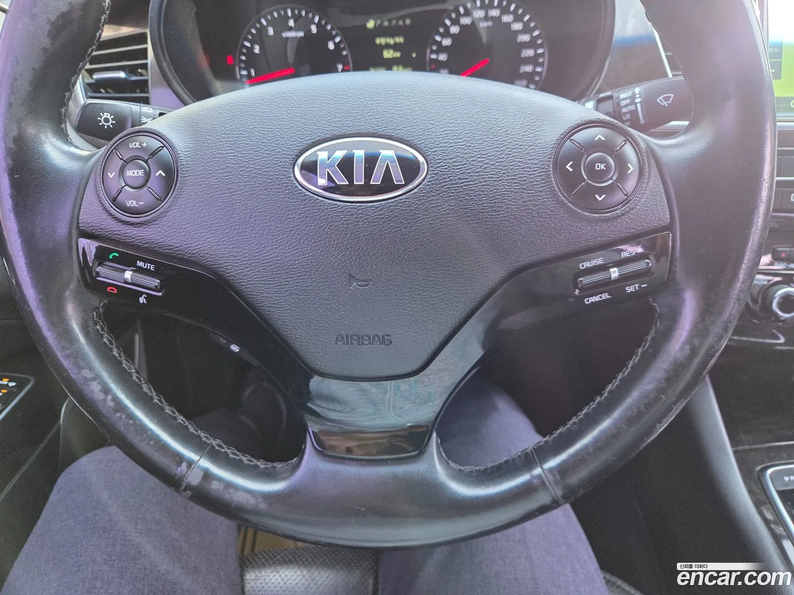 Kia K9 2015 — 13