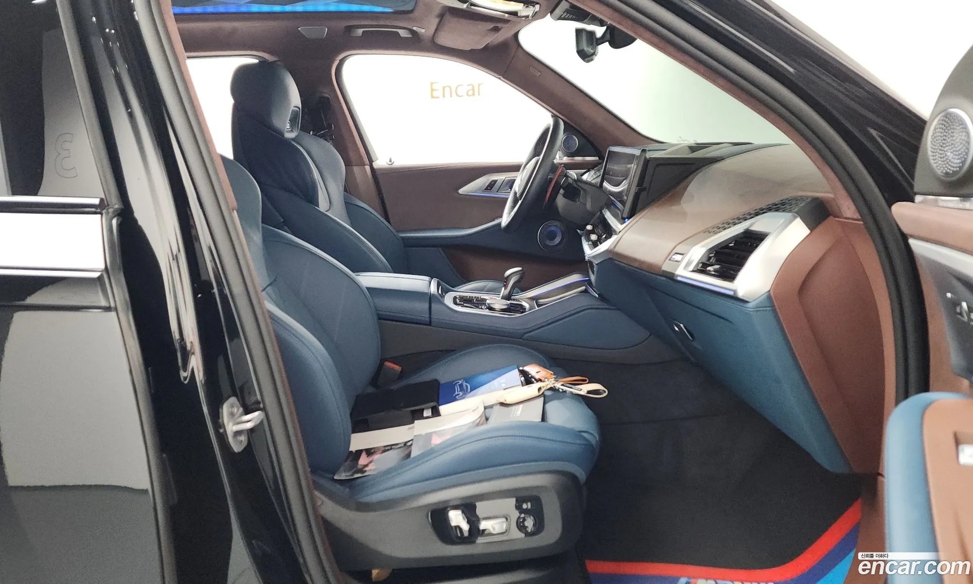 BMW XM 2025 — 8