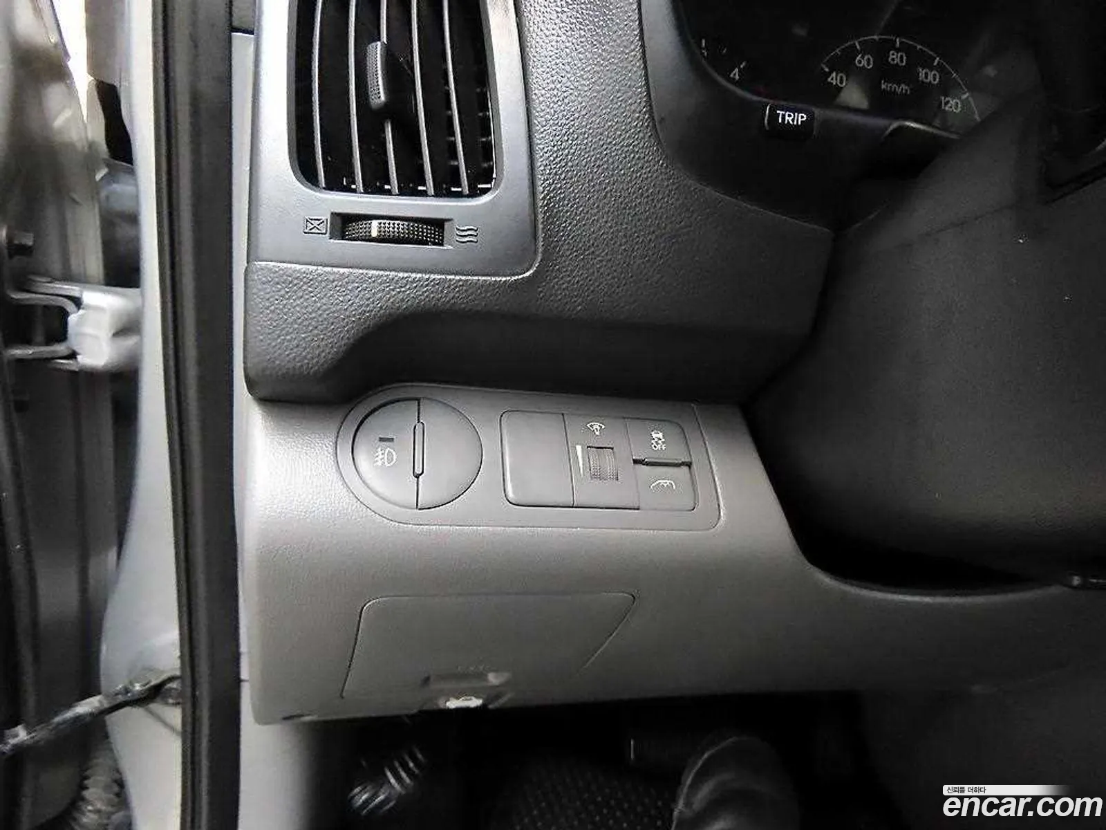 Hyundai Grand Starex 2014 — 17