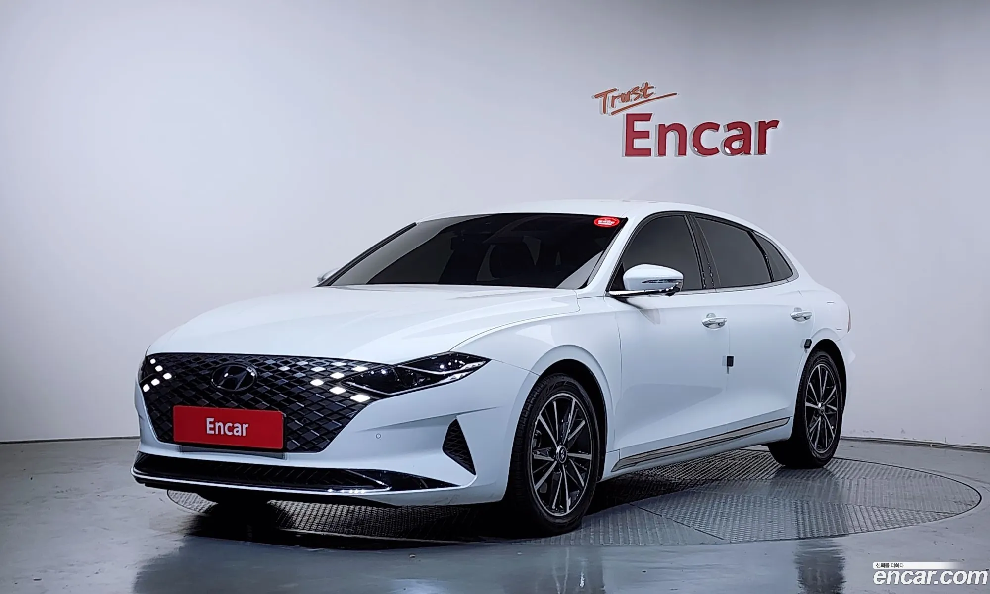 Hyundai Grandeur IG 2022 — 32