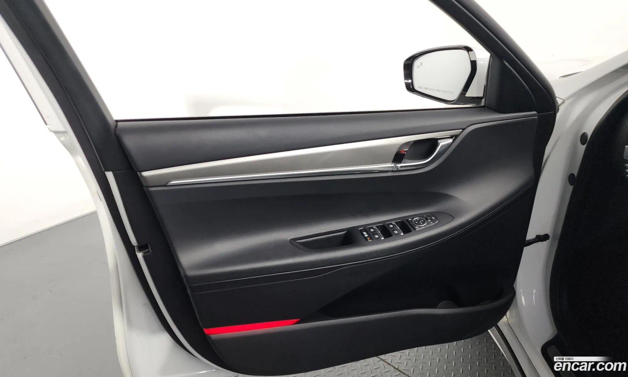 Hyundai Grandeur IG 2022 — 24