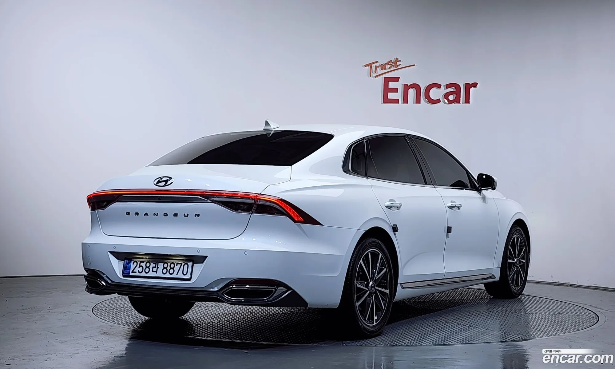 Hyundai Grandeur IG 2022 — 19