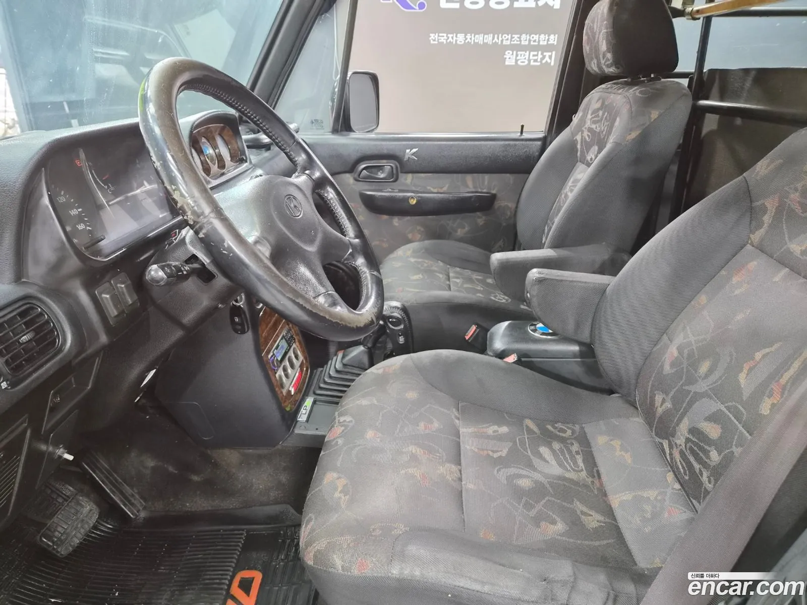 Hyundai Galloper II 2001 — 12