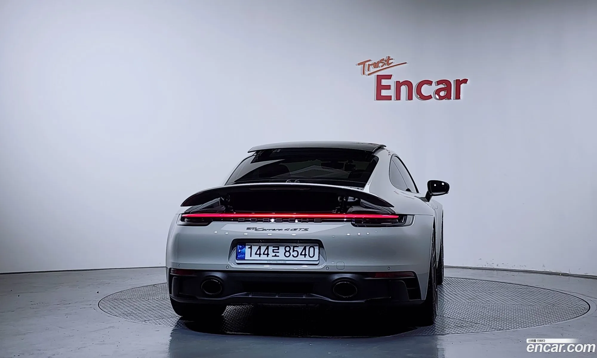 Porsche 911 2022 — 4
