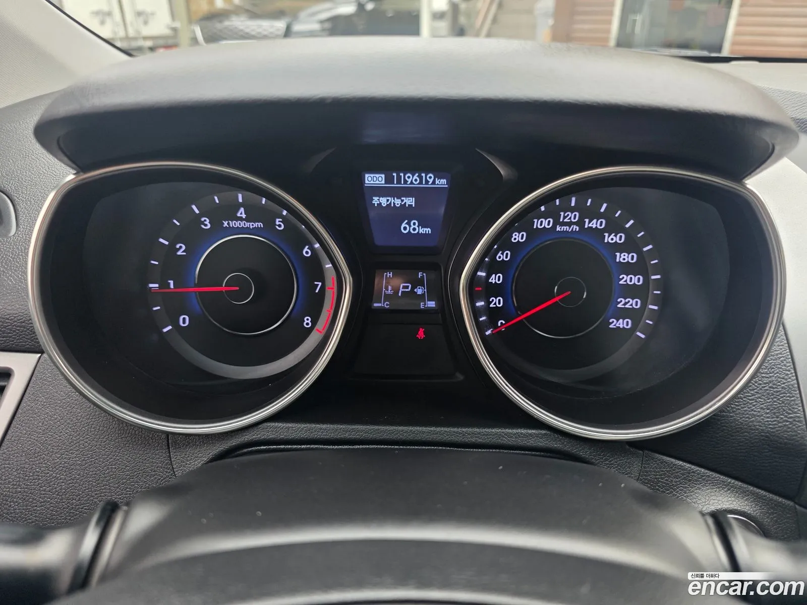 Hyundai Elantra MD 2011 — 16