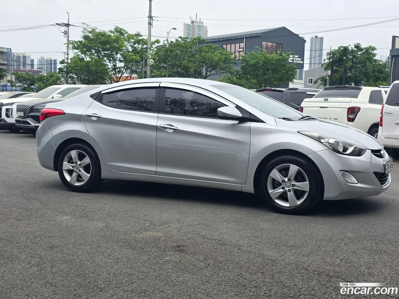 Hyundai Elantra MD 2011 — 13