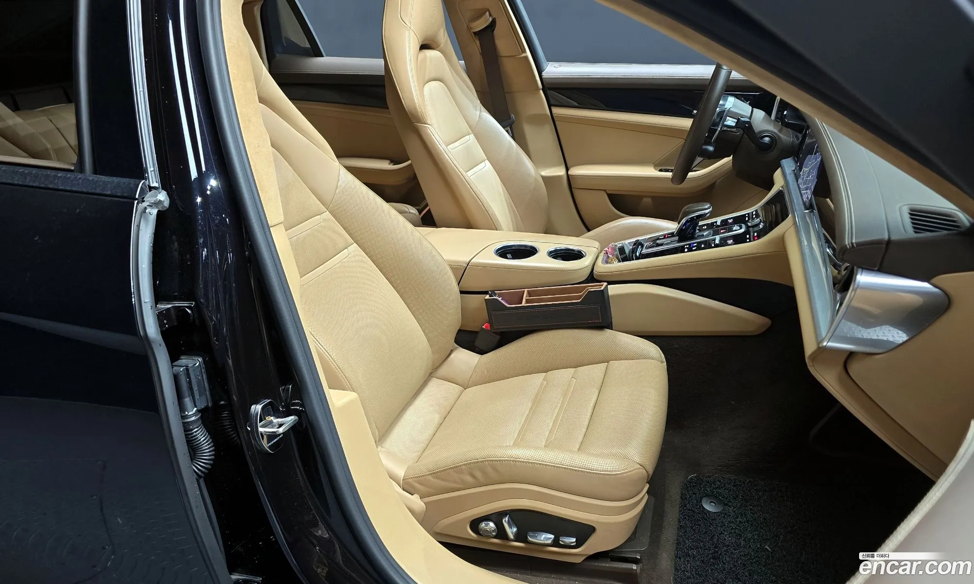Porsche Panamera 2018 WP0AB2975JL199315 — 29