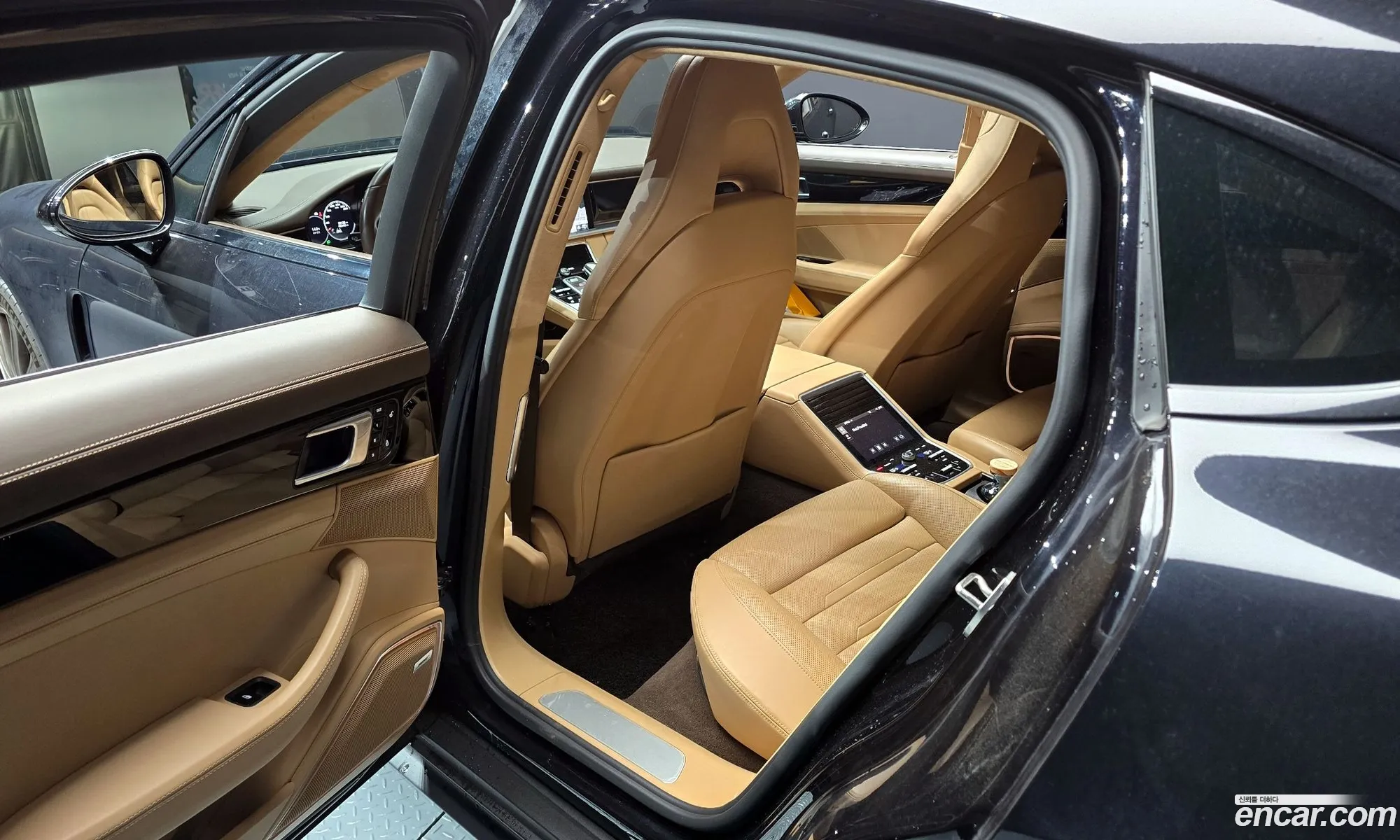 Porsche Panamera 2018 WP0AB2975JL199315 — 2