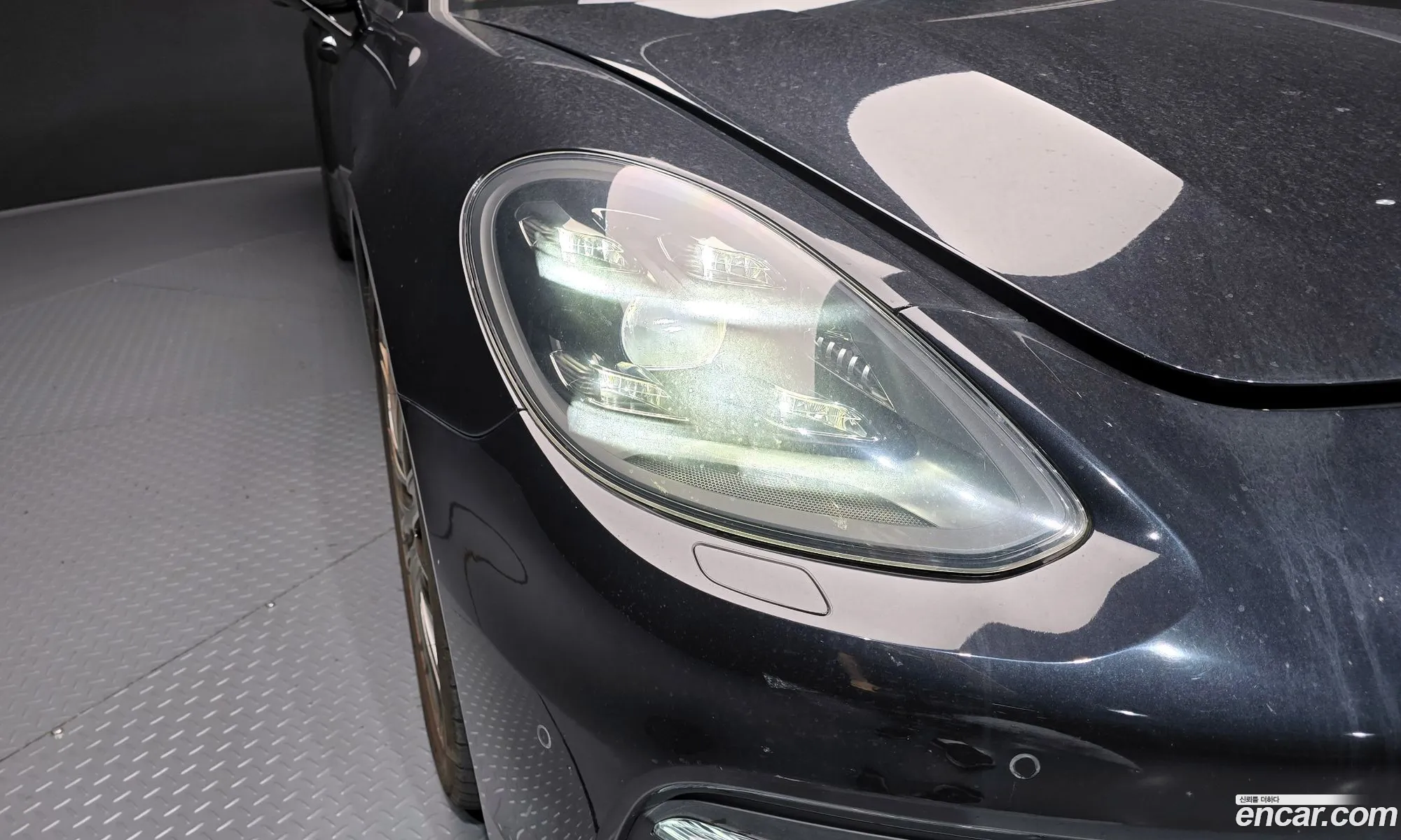 Porsche Panamera 2018 WP0AB2975JL199315 — 18