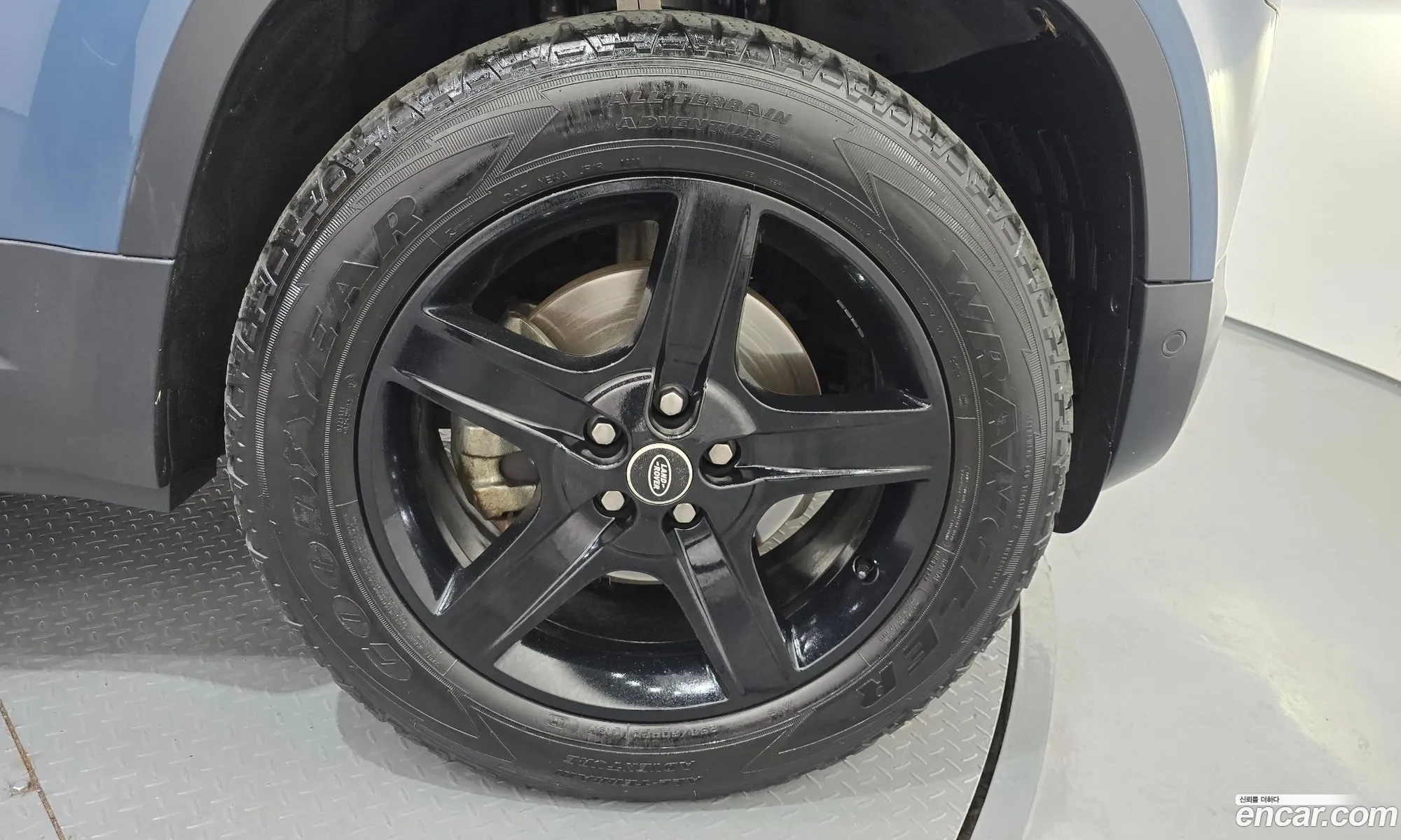 Land Rover Defender 2023 SALEA7BW2P2204948 — 18