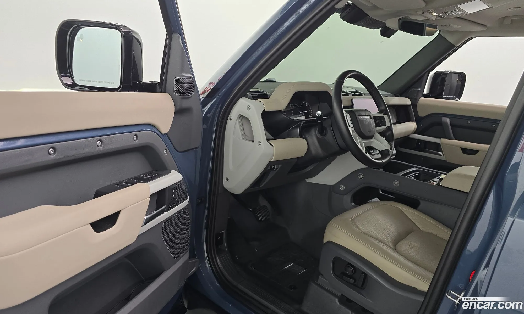 Land Rover Defender 2023 SALEA7BW2P2204948 — 26
