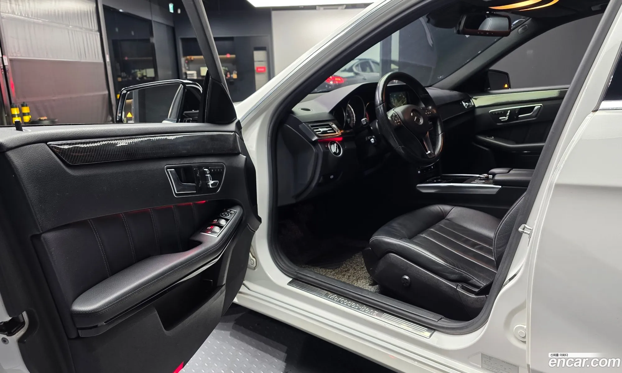 Mercedes-Benz E-Class W212 2015 — 15