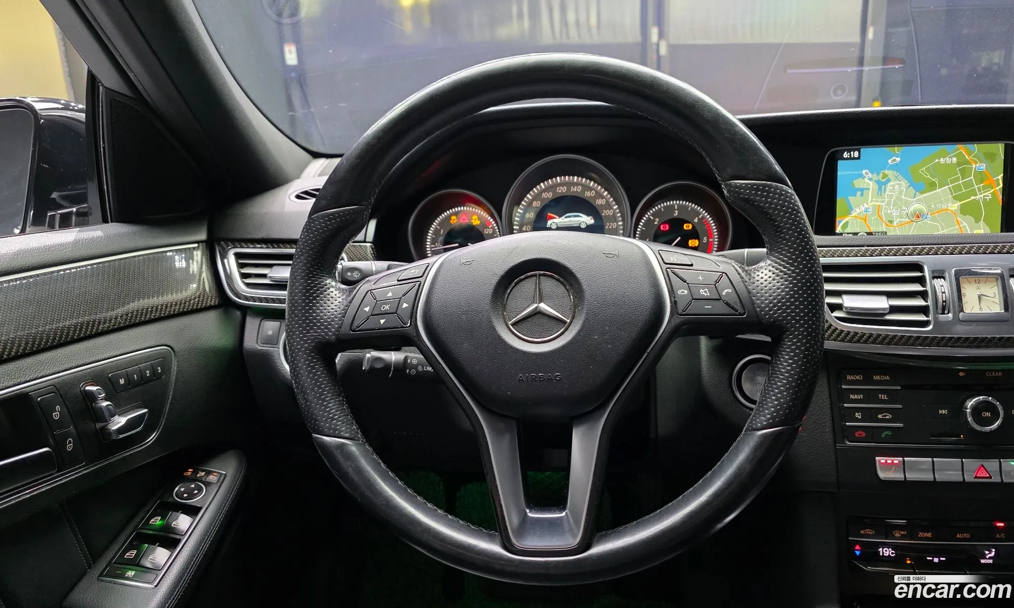 Mercedes-Benz E-Class W212 2015 — 12