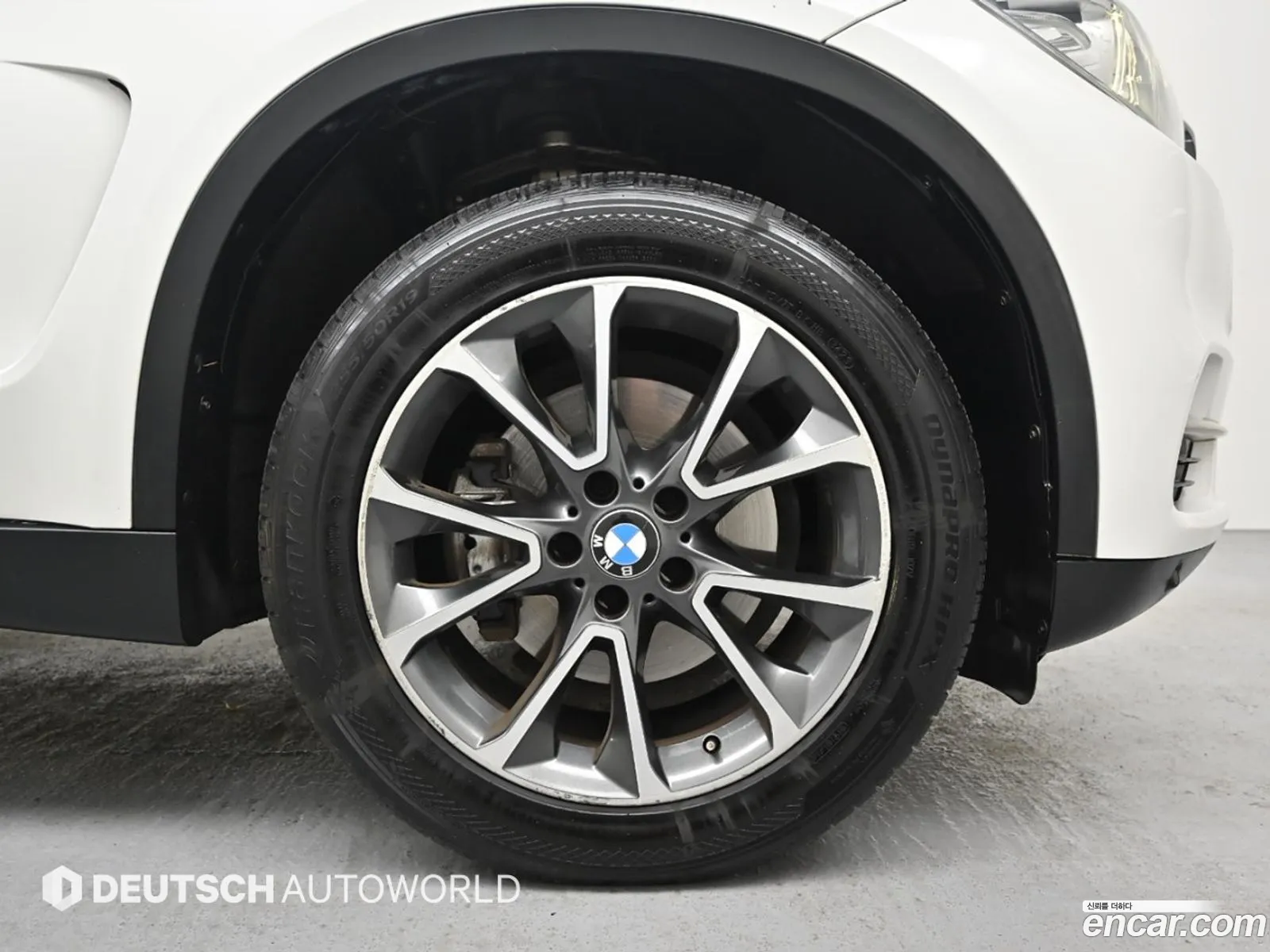 BMW X5 2014 — 7