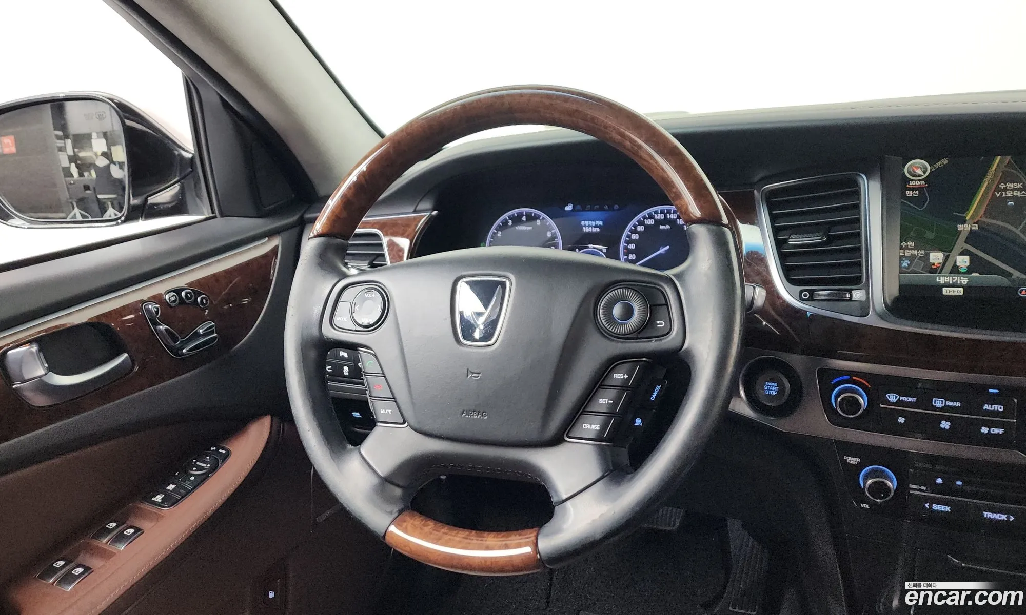 Hyundai Equus 2014 — 2