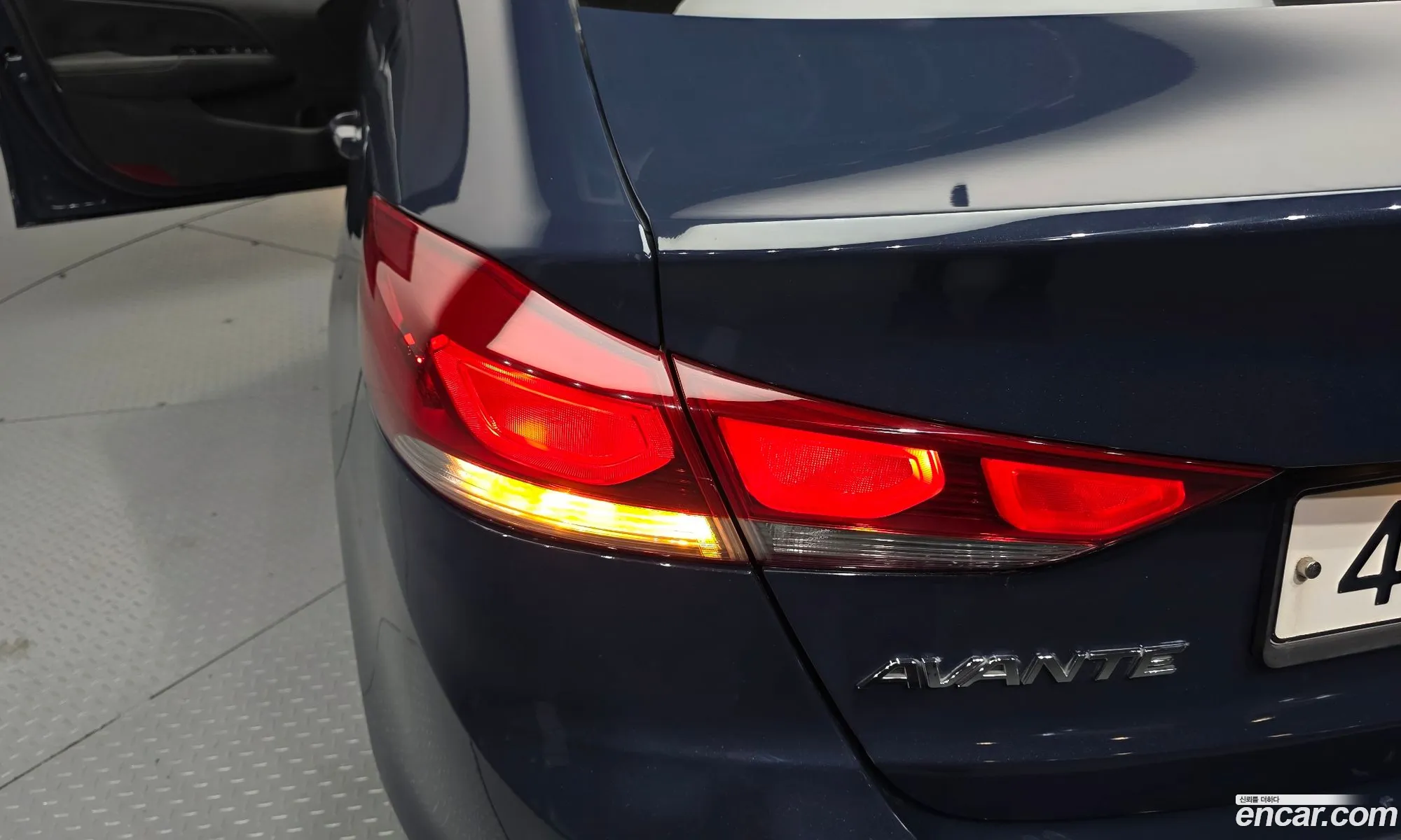 Hyundai Elantra AD 2016 — 20