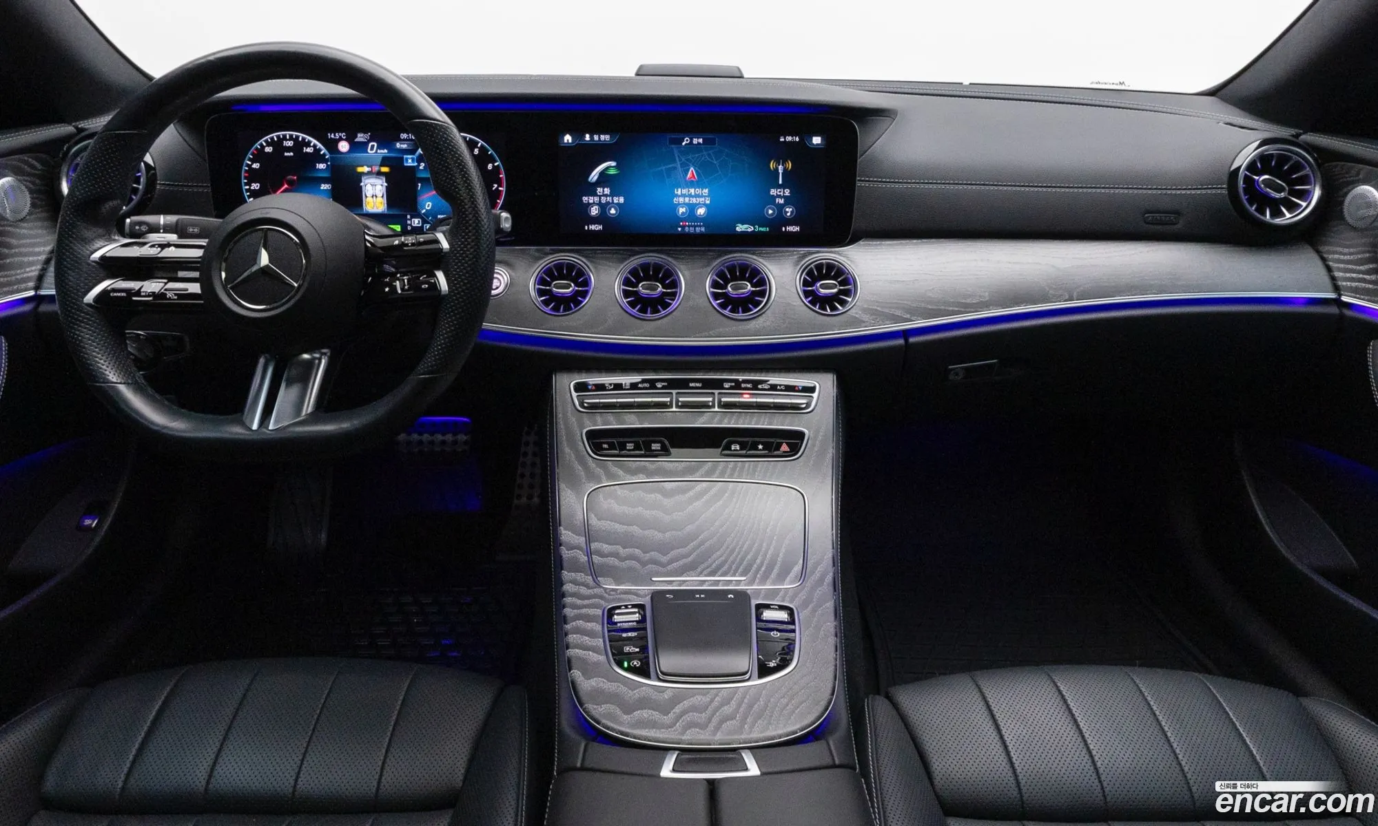 Mercedes-Benz E-Class W213 2021 — 18