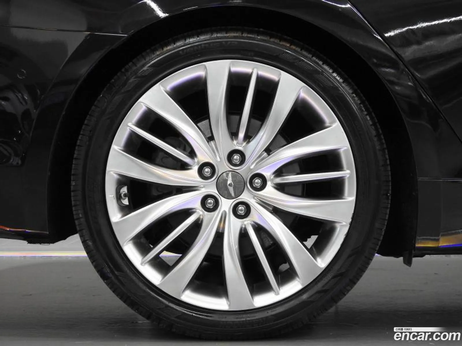 Hyundai Genesis DH 2014 — 9