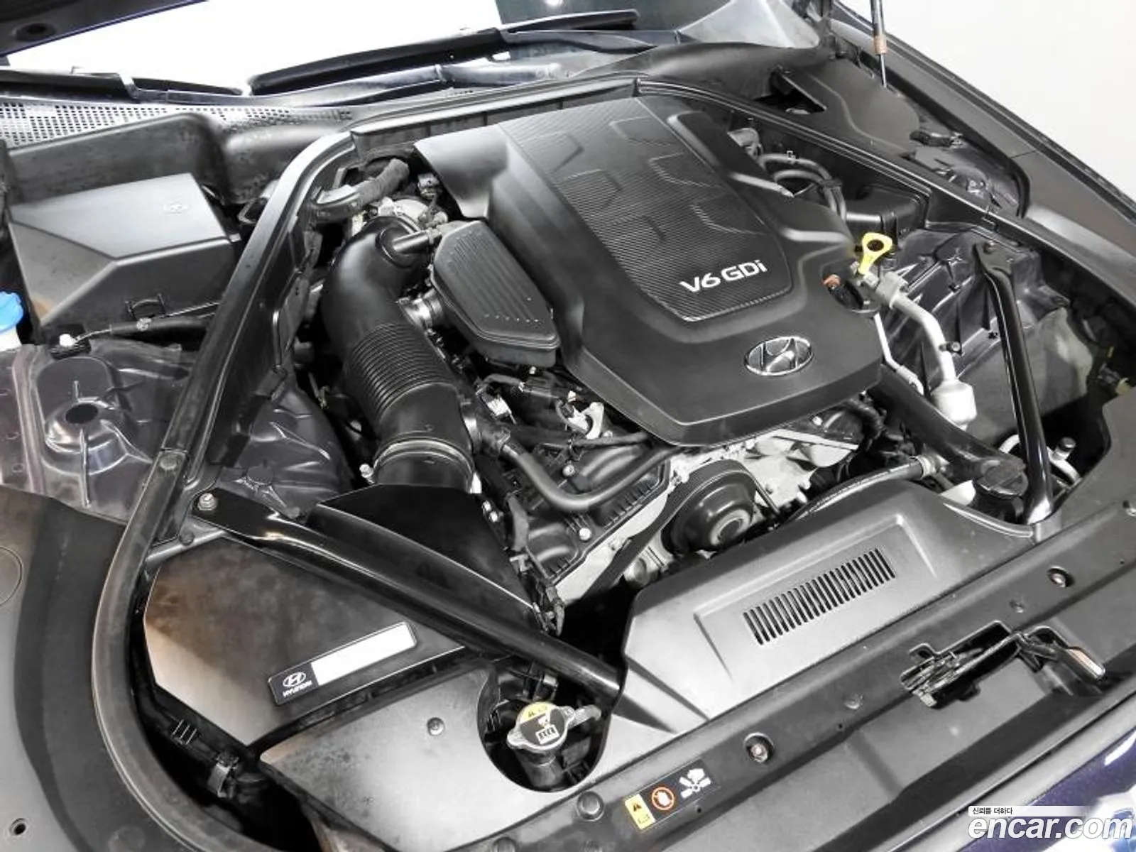 Hyundai Genesis DH 2014 — 13