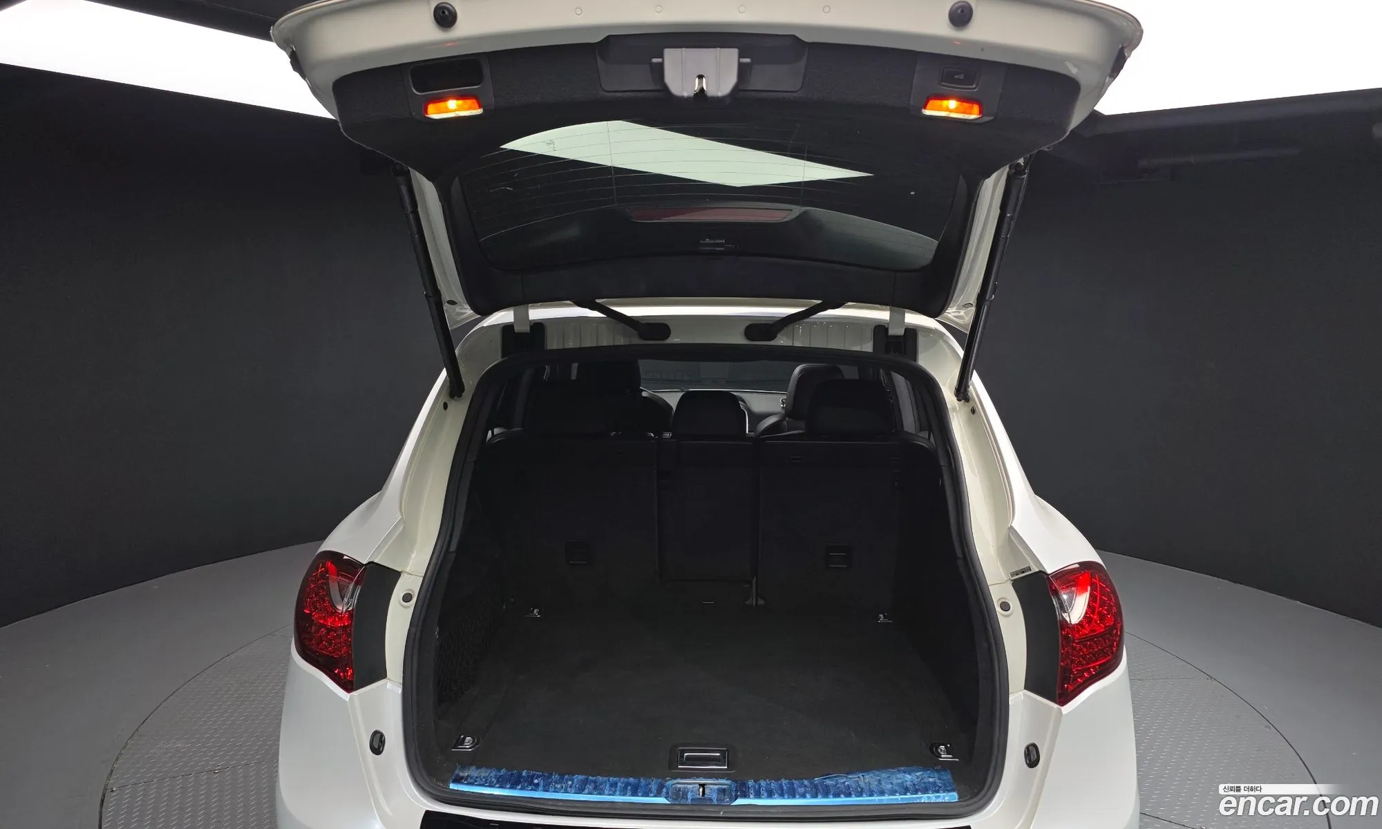 Porsche Cayenne 2011 — 2