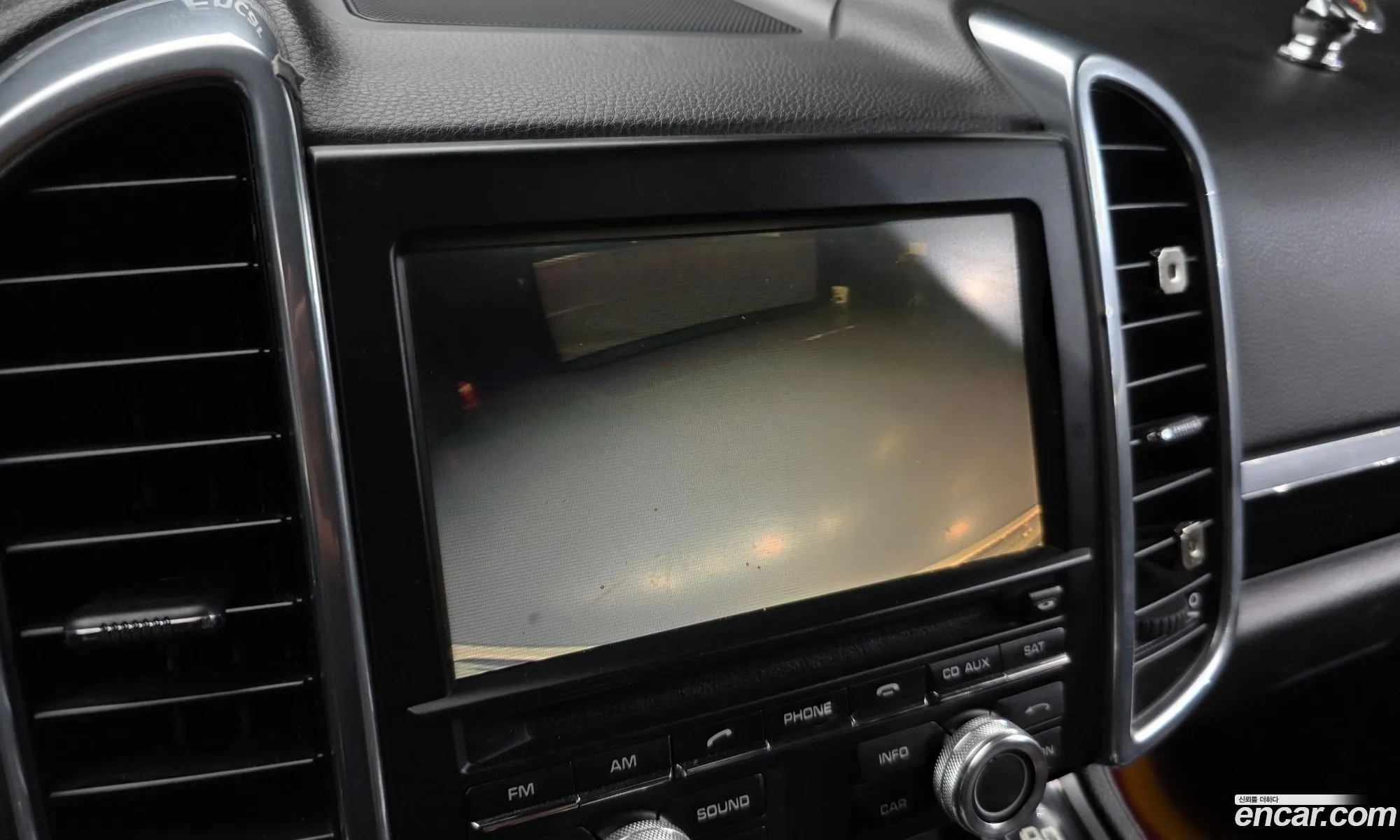 Porsche Cayenne 2011 — 10