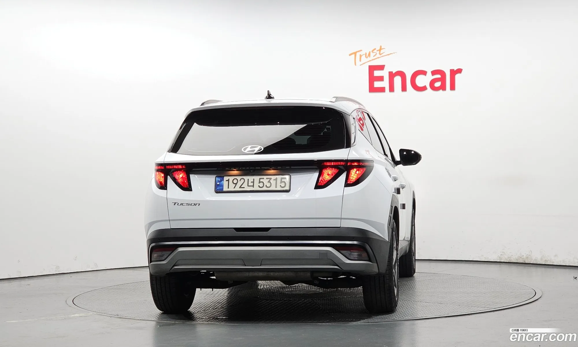 Hyundai Tucson Hybrid 2024 — 9