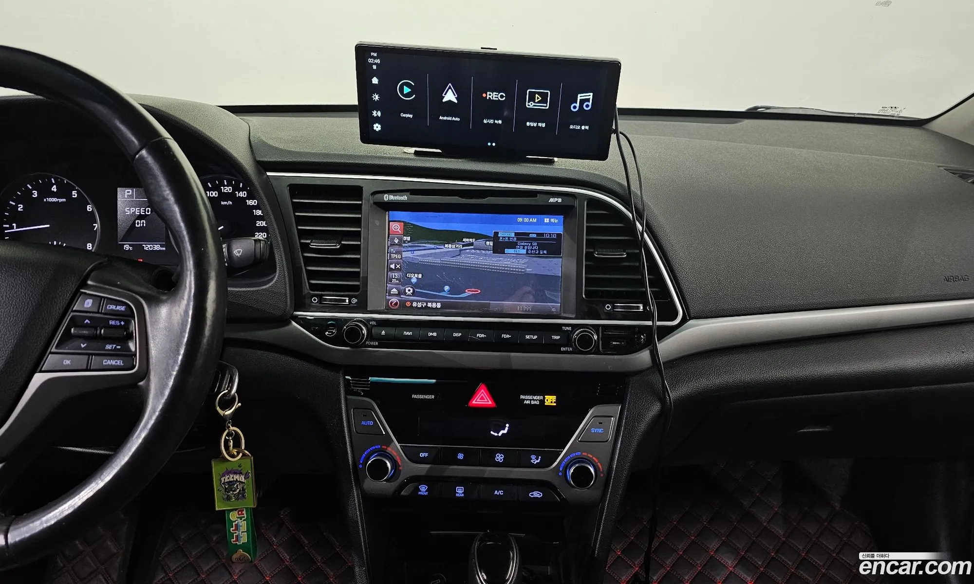 Hyundai Elantra AD 2016 — 10