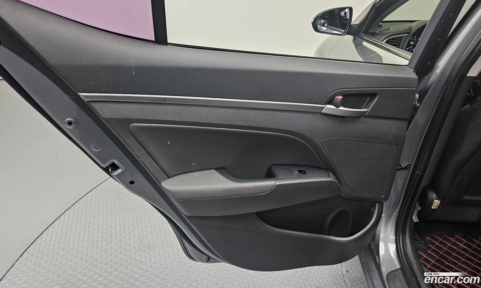 Hyundai Elantra AD 2016 — 28