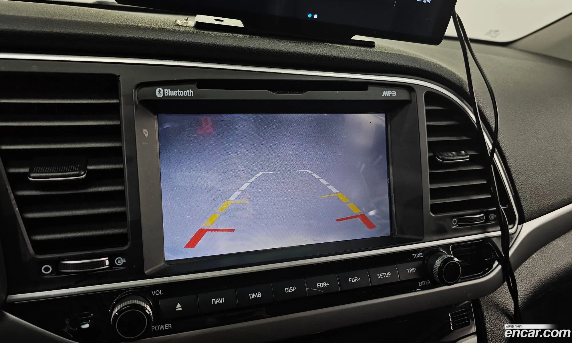 Hyundai Elantra AD 2016 — 19