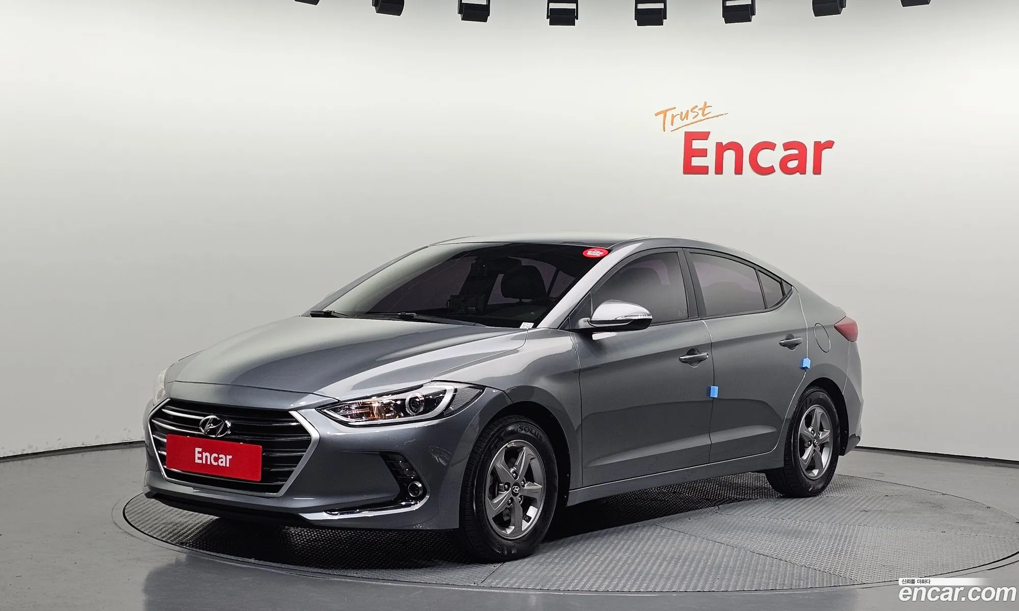 Hyundai Elantra AD 2016 — 21