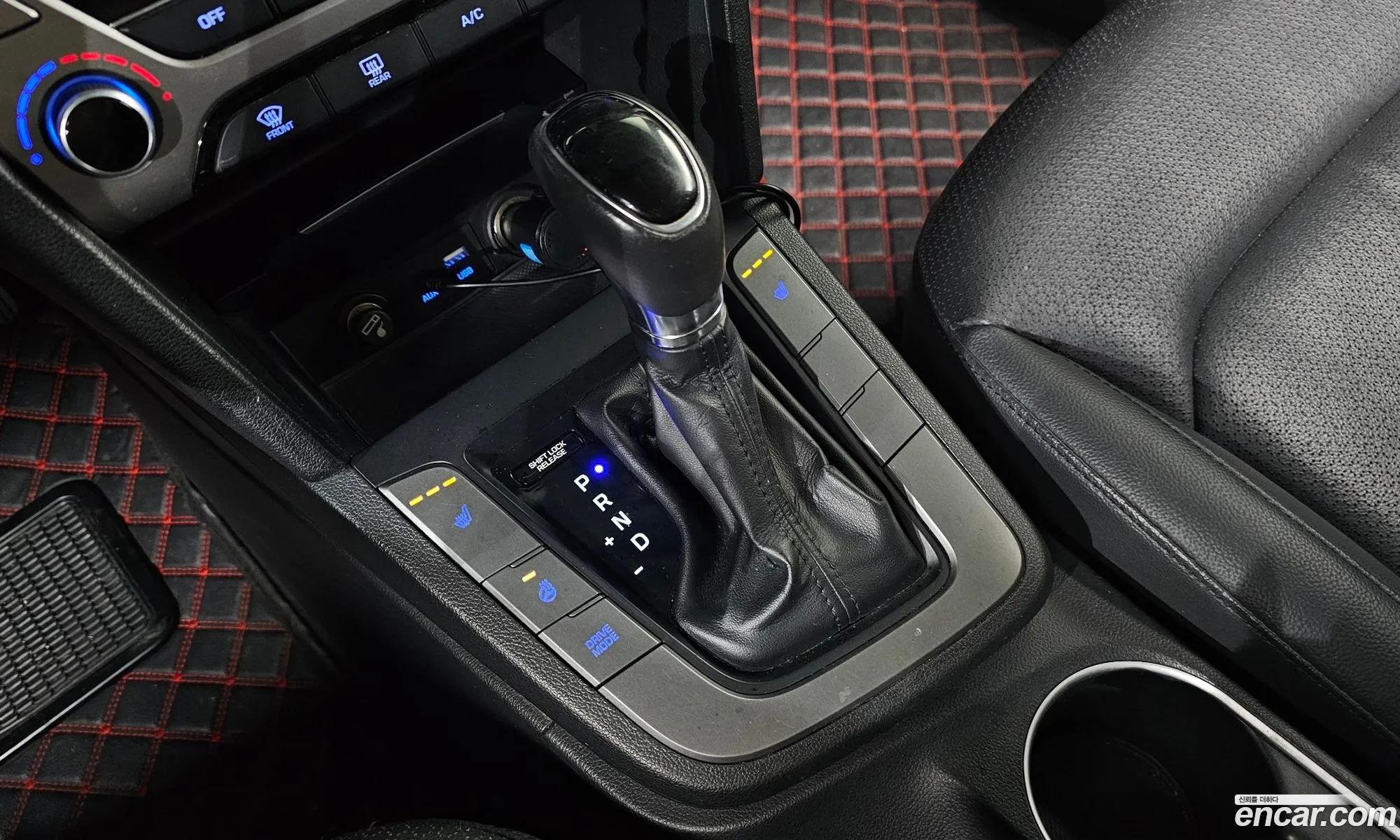 Hyundai Elantra AD 2016 — 18