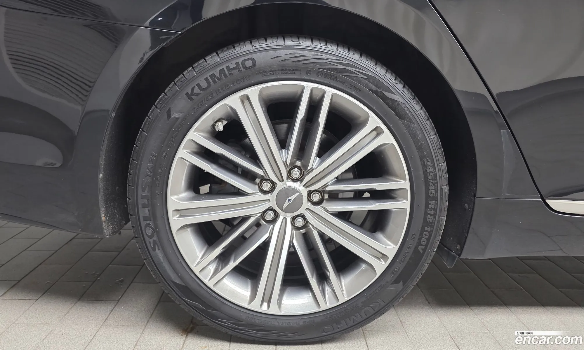 Genesis G80 2016 — 13